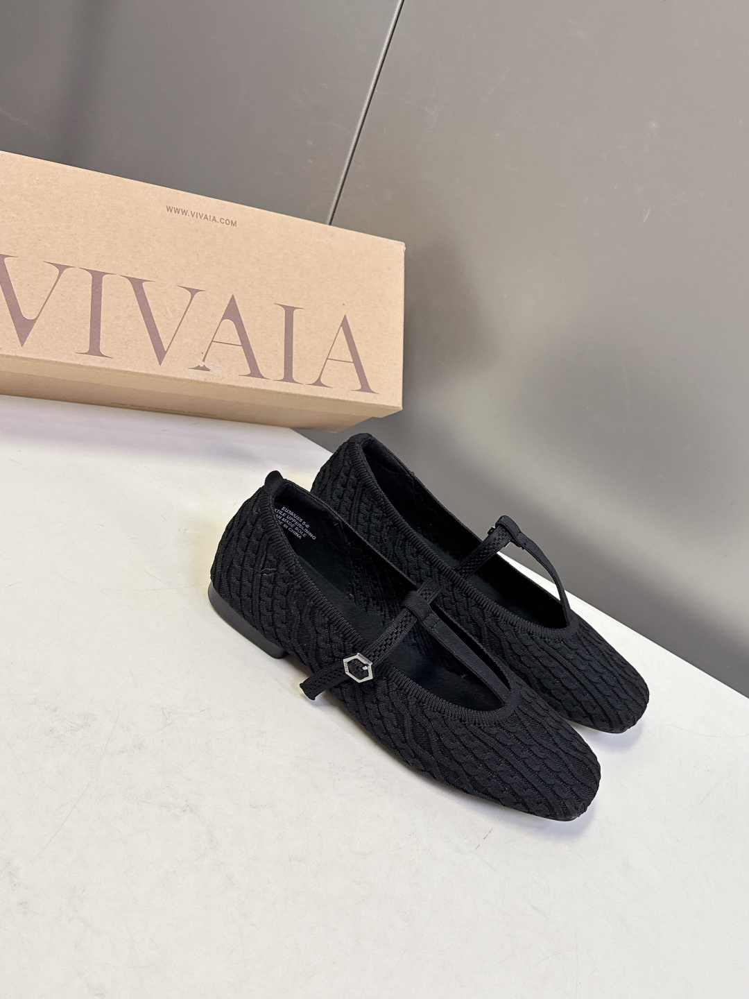 VIVAIA小众品牌春夏最新款玛丽珍鞋 超多明星网红种草 舒适、环保、时尚 为品牌核心的鞋履品牌Jenn