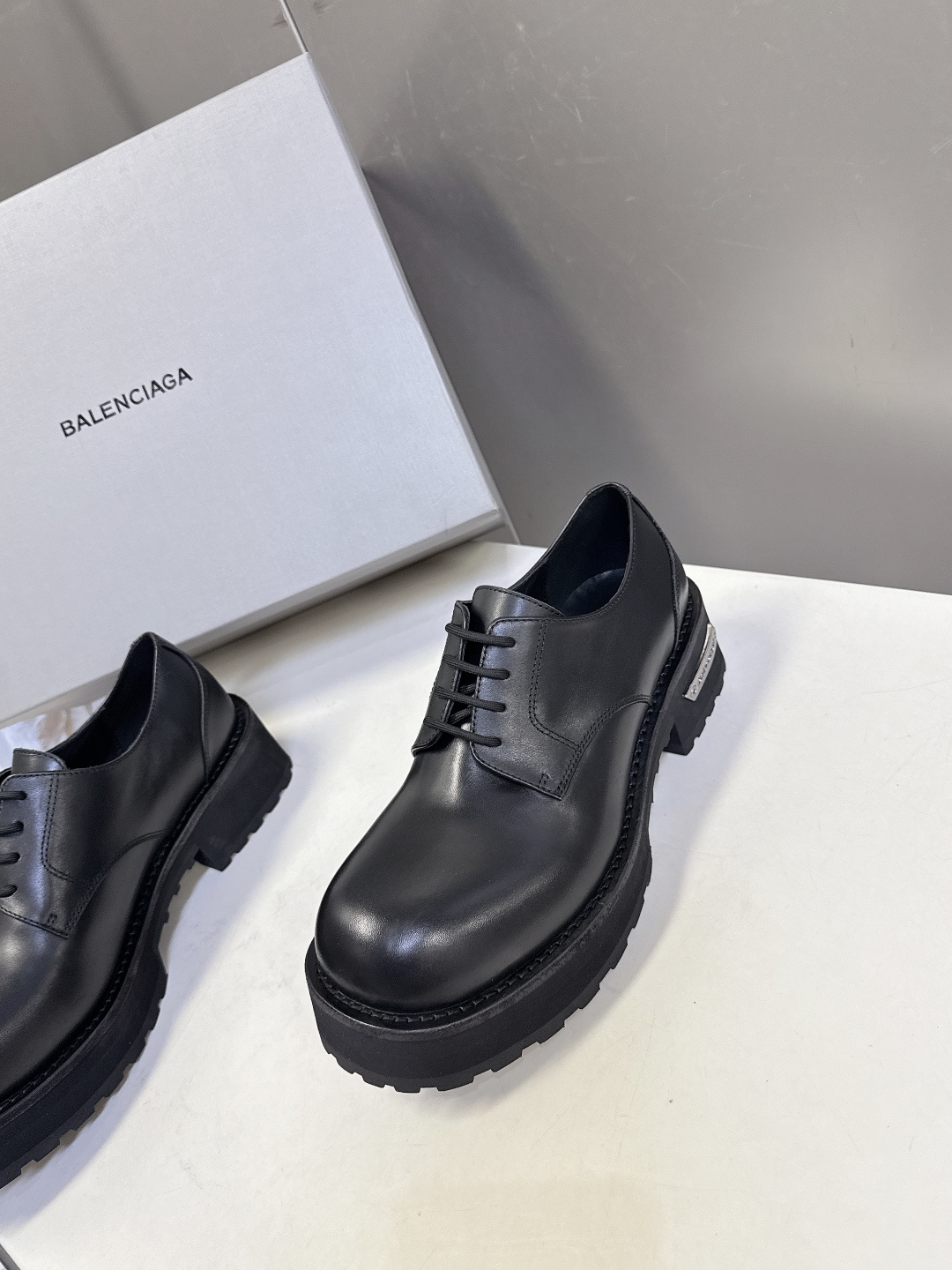 Balenciaga巴黎世家25FW毒液Venom情侣款高筒靴 中筒靴 皮鞋 请认准高版本 这款靴子在设