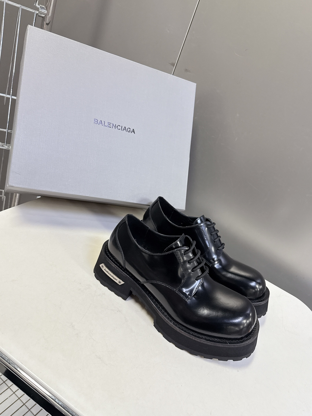 Balenciaga巴黎世家25FW毒液Venom情侣款高筒靴 中筒靴 皮鞋 请认准高版本 这款靴子在设