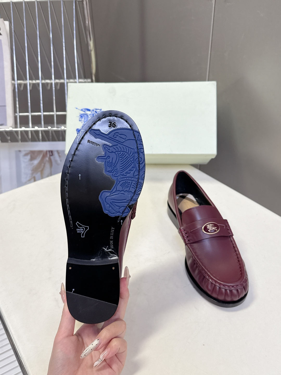 burberry博柏利2026春夏最新款乐福鞋超多明星网红种草 今年超火的皱皮乐福鞋 简简单单的老钱风穿