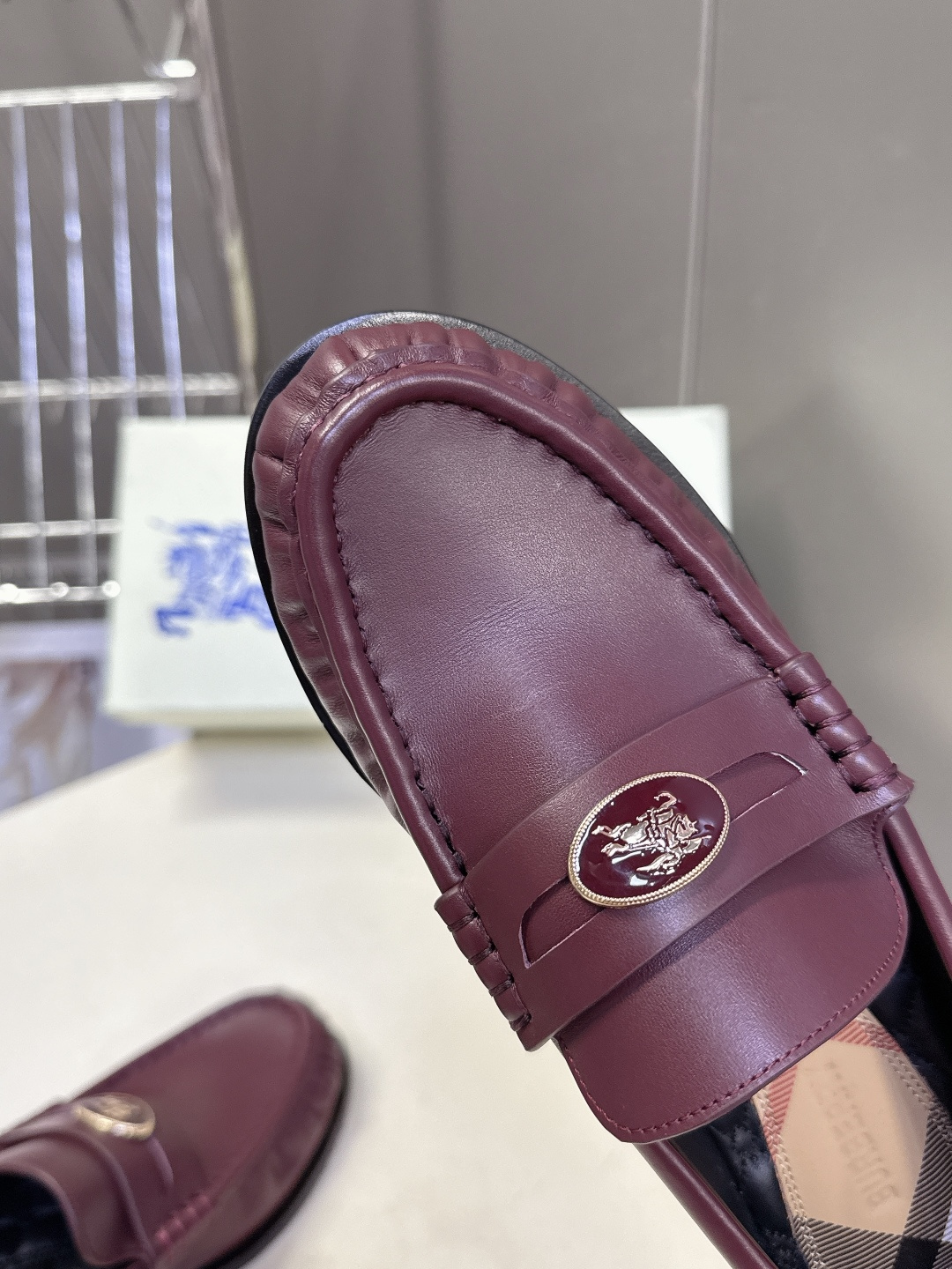 burberry博柏利2026春夏最新款乐福鞋超多明星网红种草 今年超火的皱皮乐福鞋 简简单单的老钱风穿