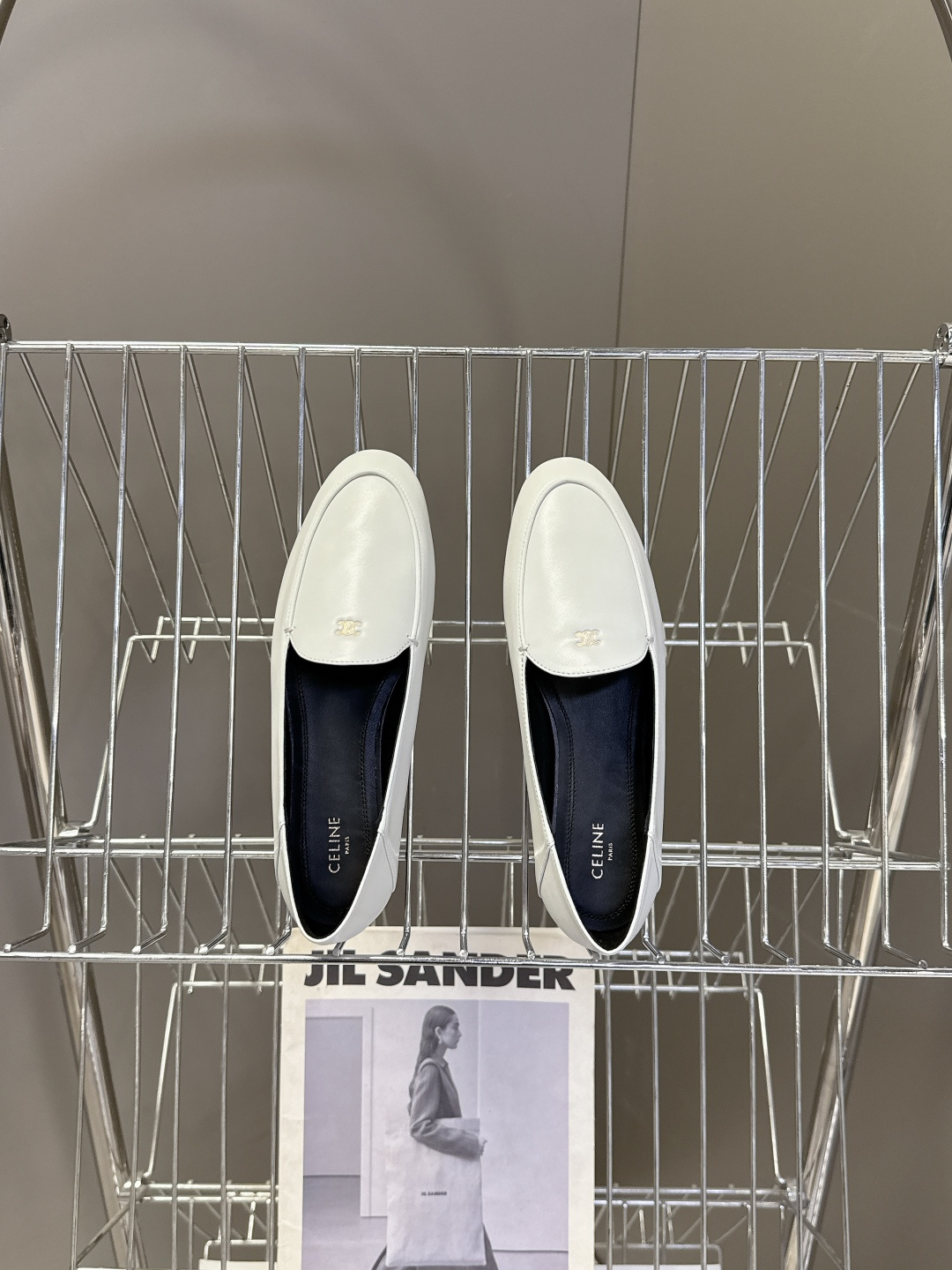 CELINE思琳2026春夏最新款乐福鞋超多明星网红种草 今年超火的乐福鞋 简简单单的老钱风穿搭 妥妥大