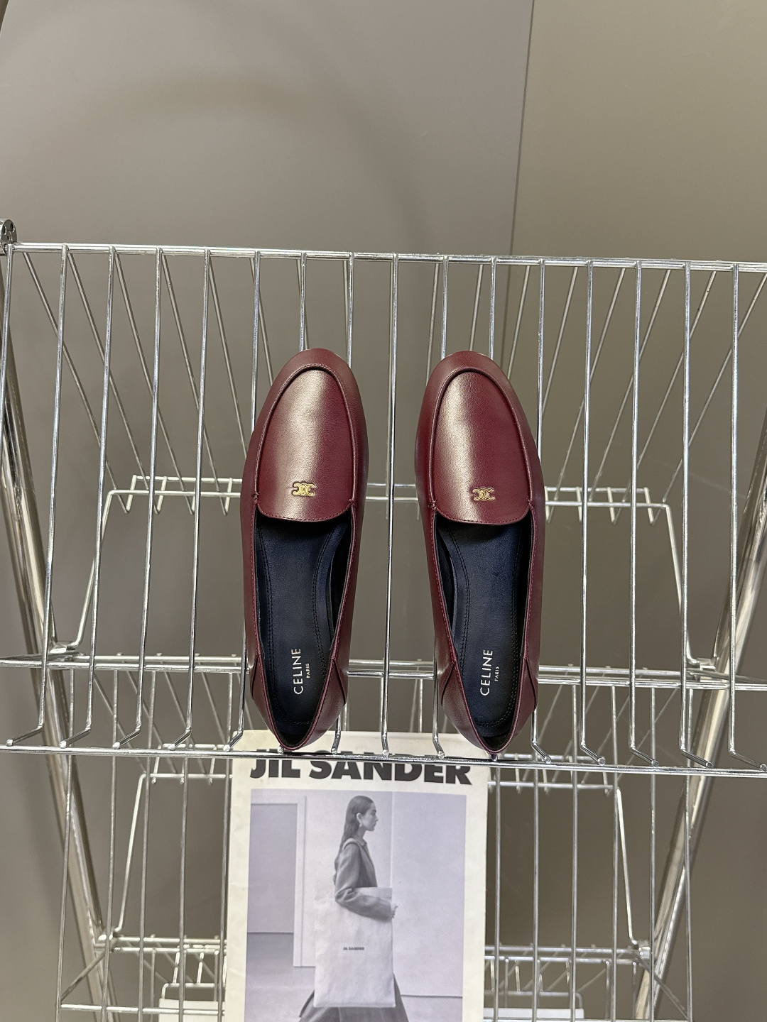 CELINE思琳2026春夏最新款乐福鞋超多明星网红种草 今年超火的乐福鞋 简简单单的老钱风穿搭 妥妥大