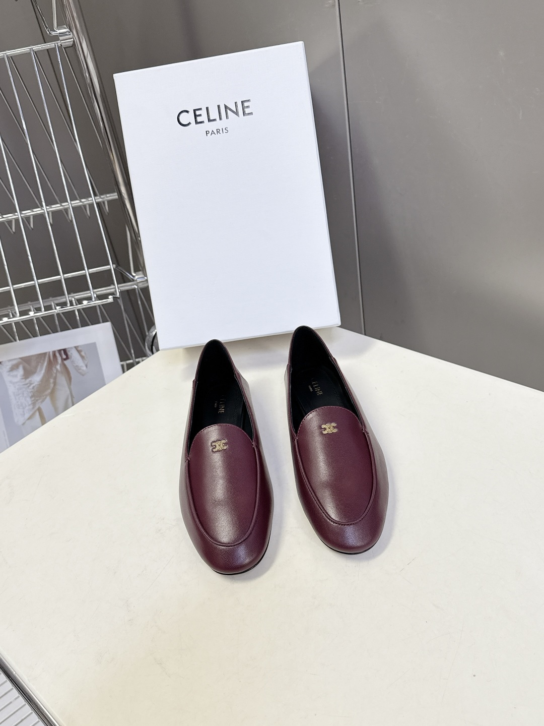 CELINE思琳2026春夏最新款乐福鞋超多明星网红种草 今年超火的乐福鞋 简简单单的老钱风穿搭 妥妥大