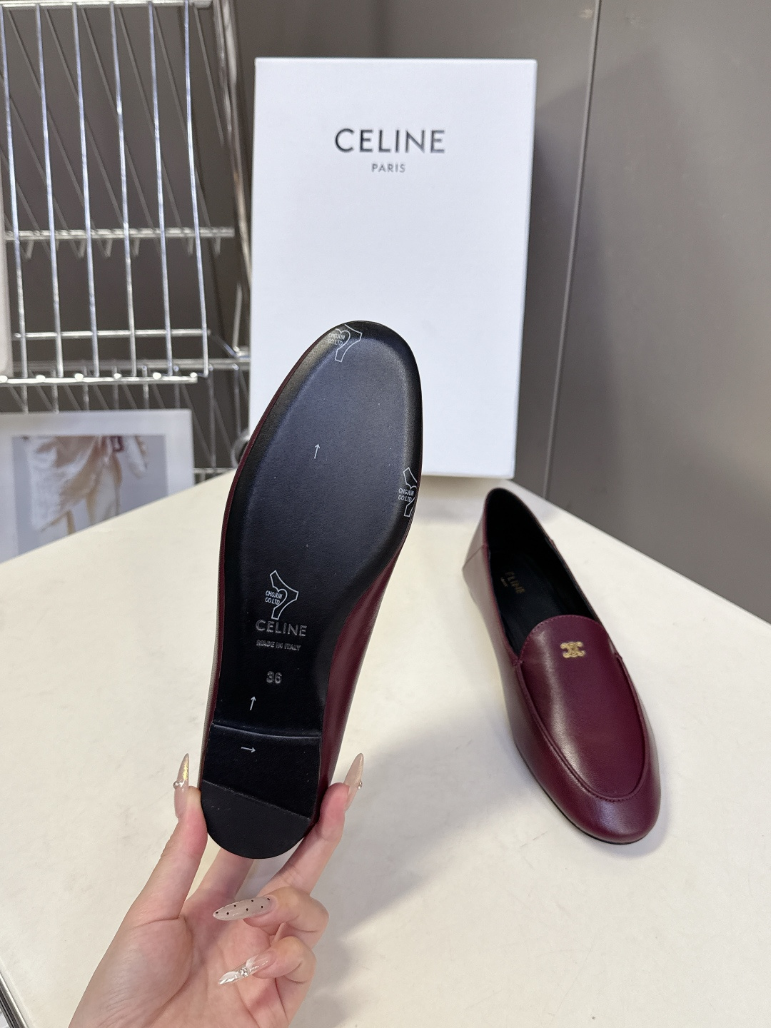 CELINE思琳2026春夏最新款乐福鞋超多明星网红种草 今年超火的乐福鞋 简简单单的老钱风穿搭 妥妥大