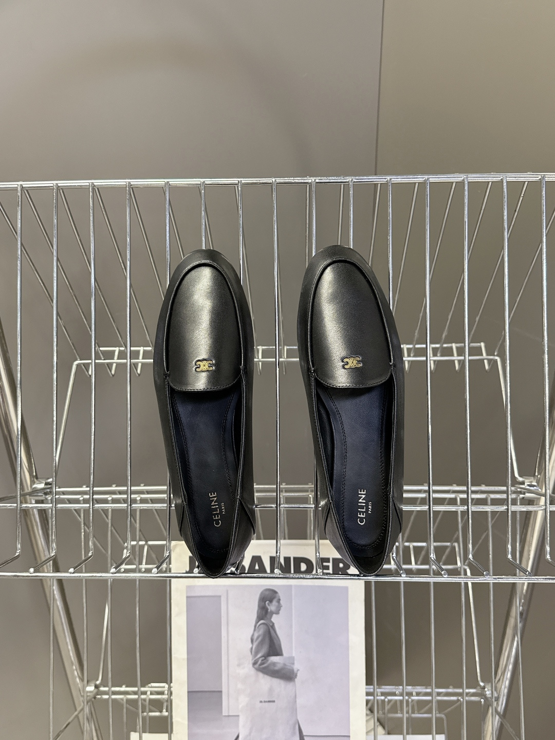 CELINE思琳2026春夏最新款乐福鞋超多明星网红种草 今年超火的乐福鞋 简简单单的老钱风穿搭 妥妥大