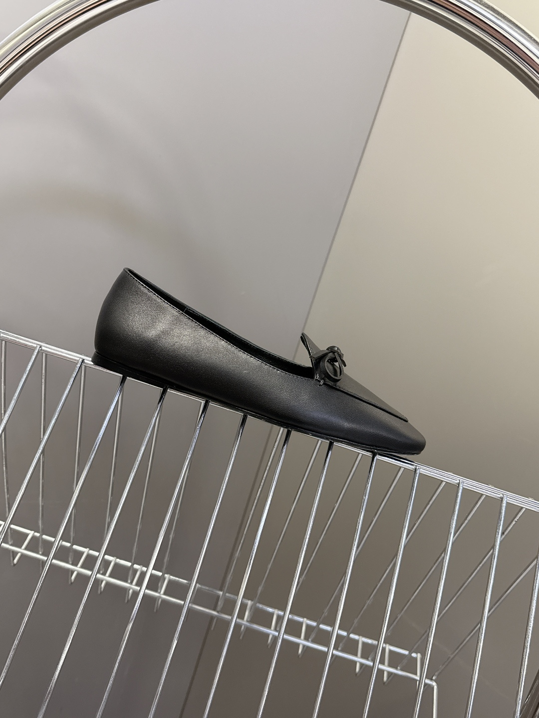 CELINE思琳2026春夏最新款乐福鞋超多明星网红种草 今年超火的乐福鞋 简简单单的老钱风穿搭 妥妥大