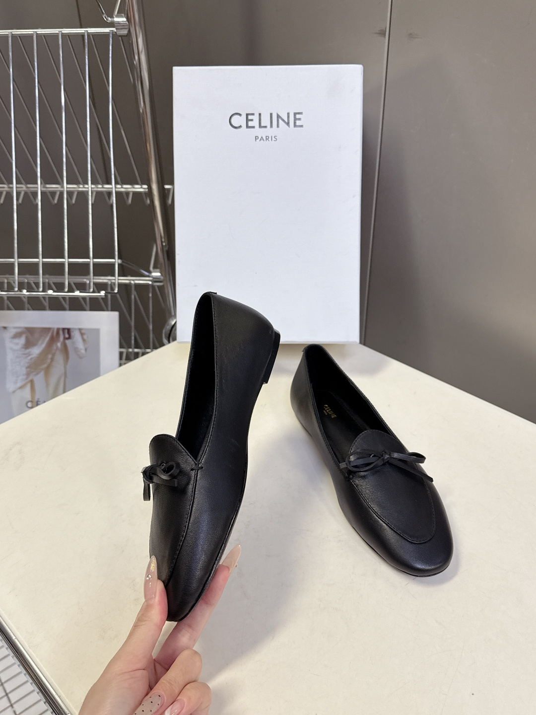 CELINE思琳2026春夏最新款乐福鞋超多明星网红种草 今年超火的乐福鞋 简简单单的老钱风穿搭 妥妥大