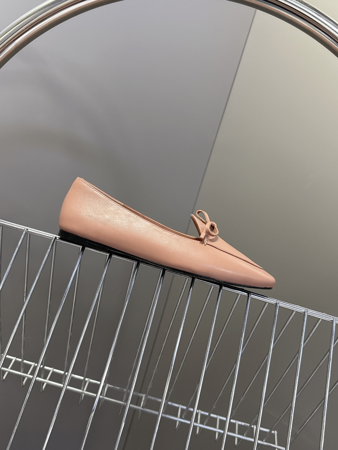 CELINE思琳2026春夏最新款乐福鞋超多明星网红种草 今年超火的乐福鞋 简简单单的老钱风穿搭 妥妥大