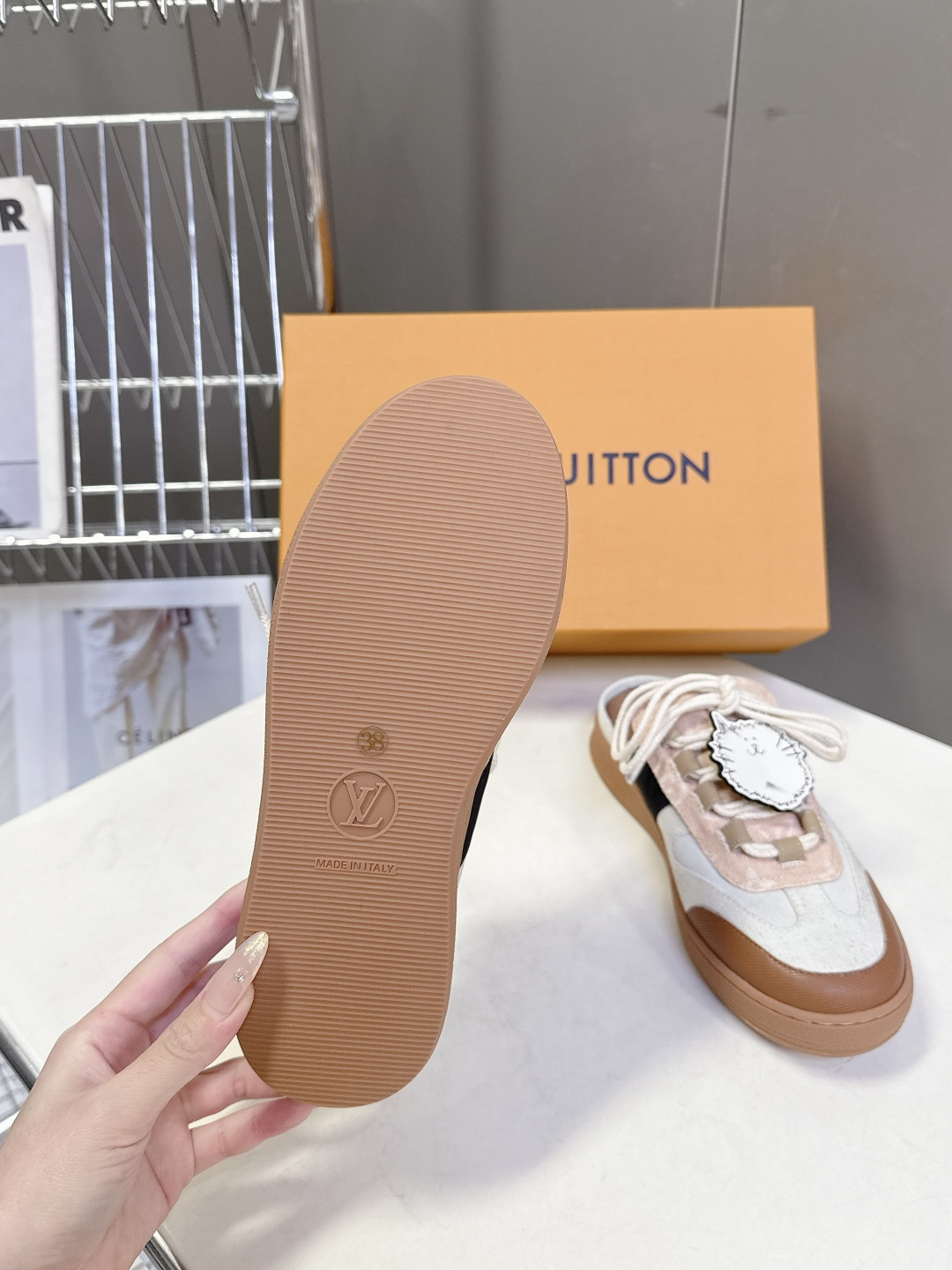 Louis Vuitton 路易威登最新款 半拖休闲鞋 超多明星时尚博主种草 原版购入开发 细节完全对版