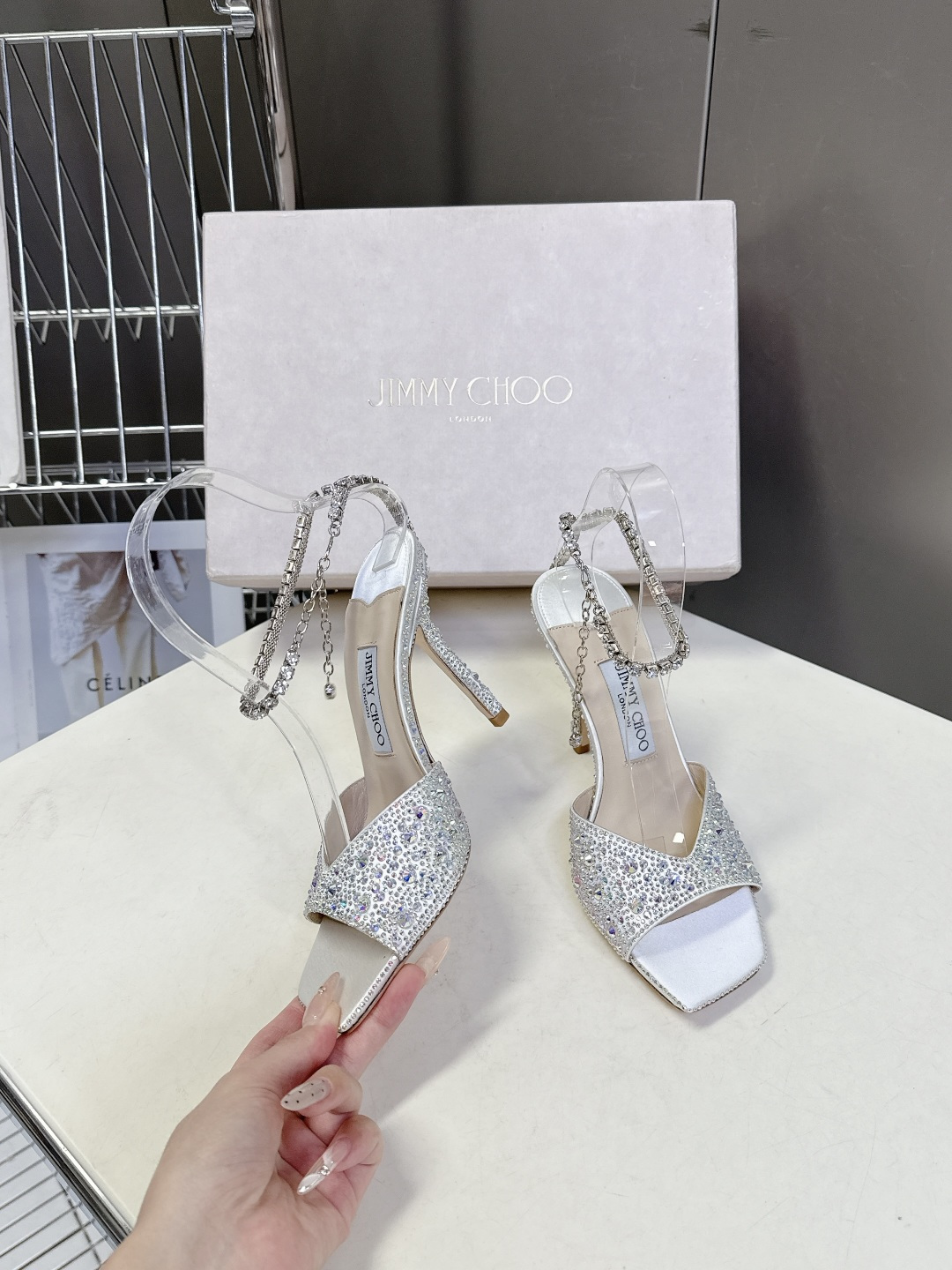 水钻星空🎀JlMMY CHOO🎀摩登鞋履，街拍神器SAE水晶链高跟凉鞋 尖拖系列 幻彩拼色烫钻款 夺目彩
