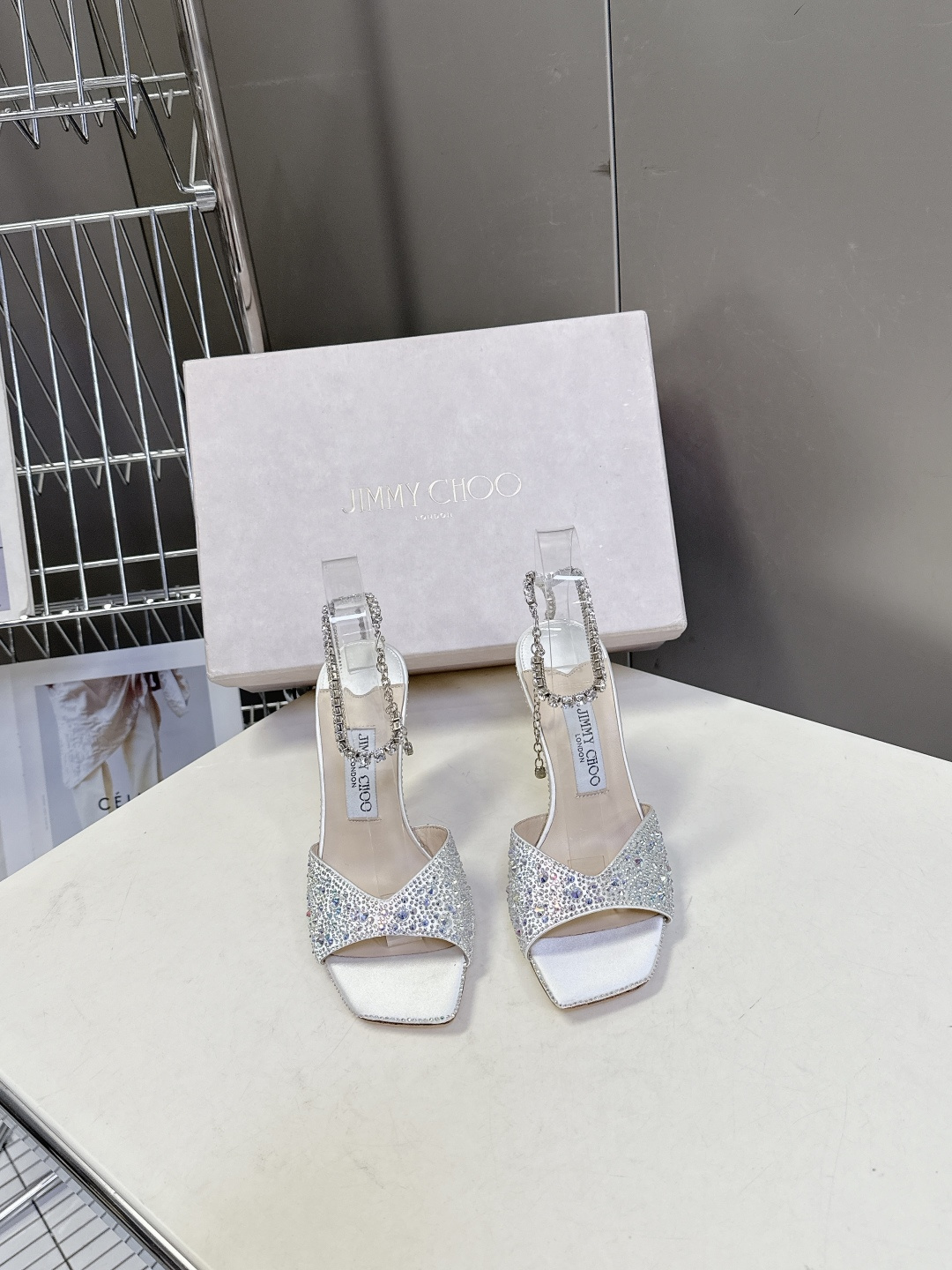 水钻星空🎀JlMMY CHOO🎀摩登鞋履，街拍神器SAE水晶链高跟凉鞋 尖拖系列 幻彩拼色烫钻款 夺目彩