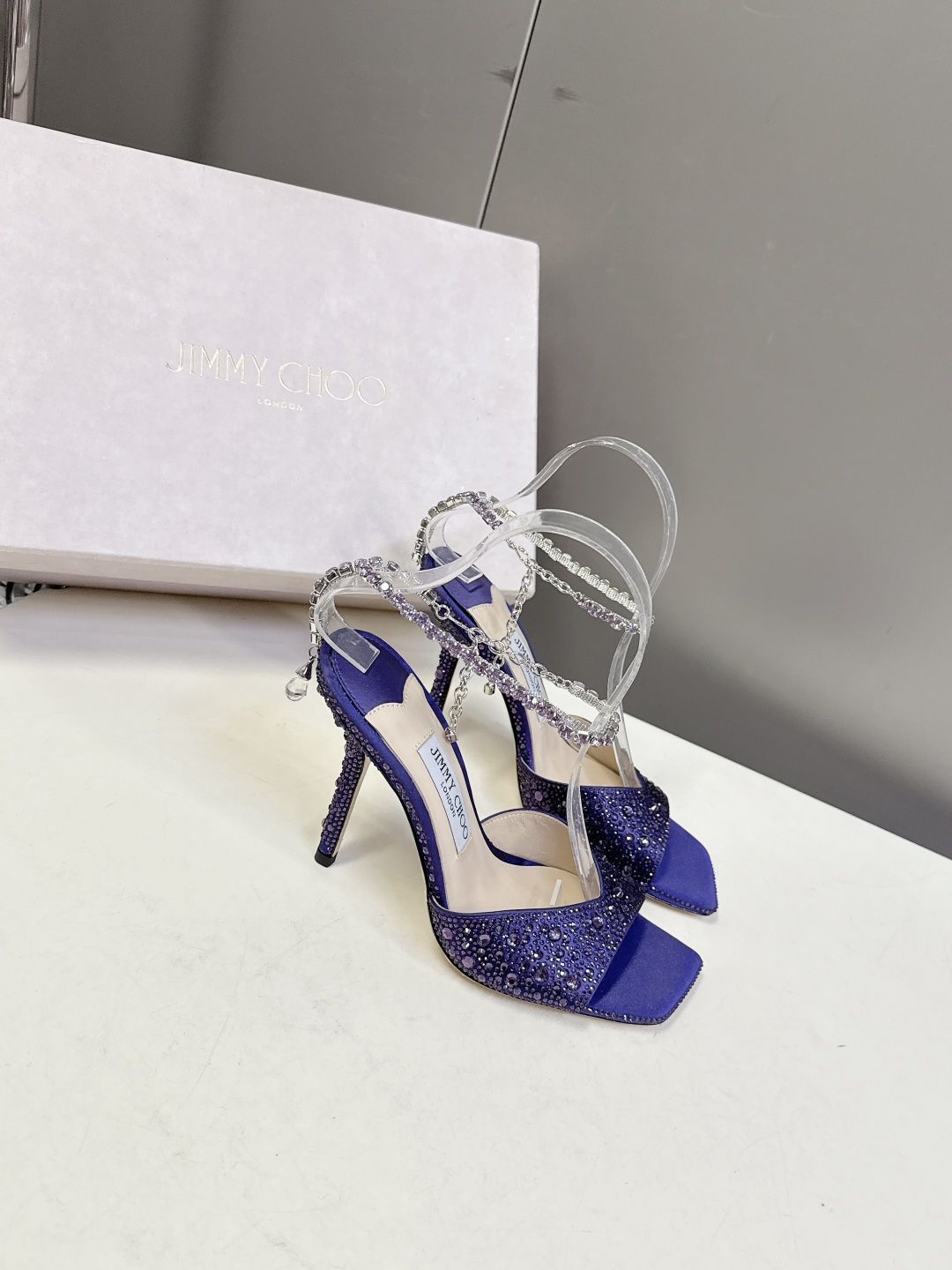 水钻星空🎀JlMMY CHOO🎀摩登鞋履，街拍神器SAE水晶链高跟凉鞋 尖拖系列 幻彩拼色烫钻款 夺目彩
