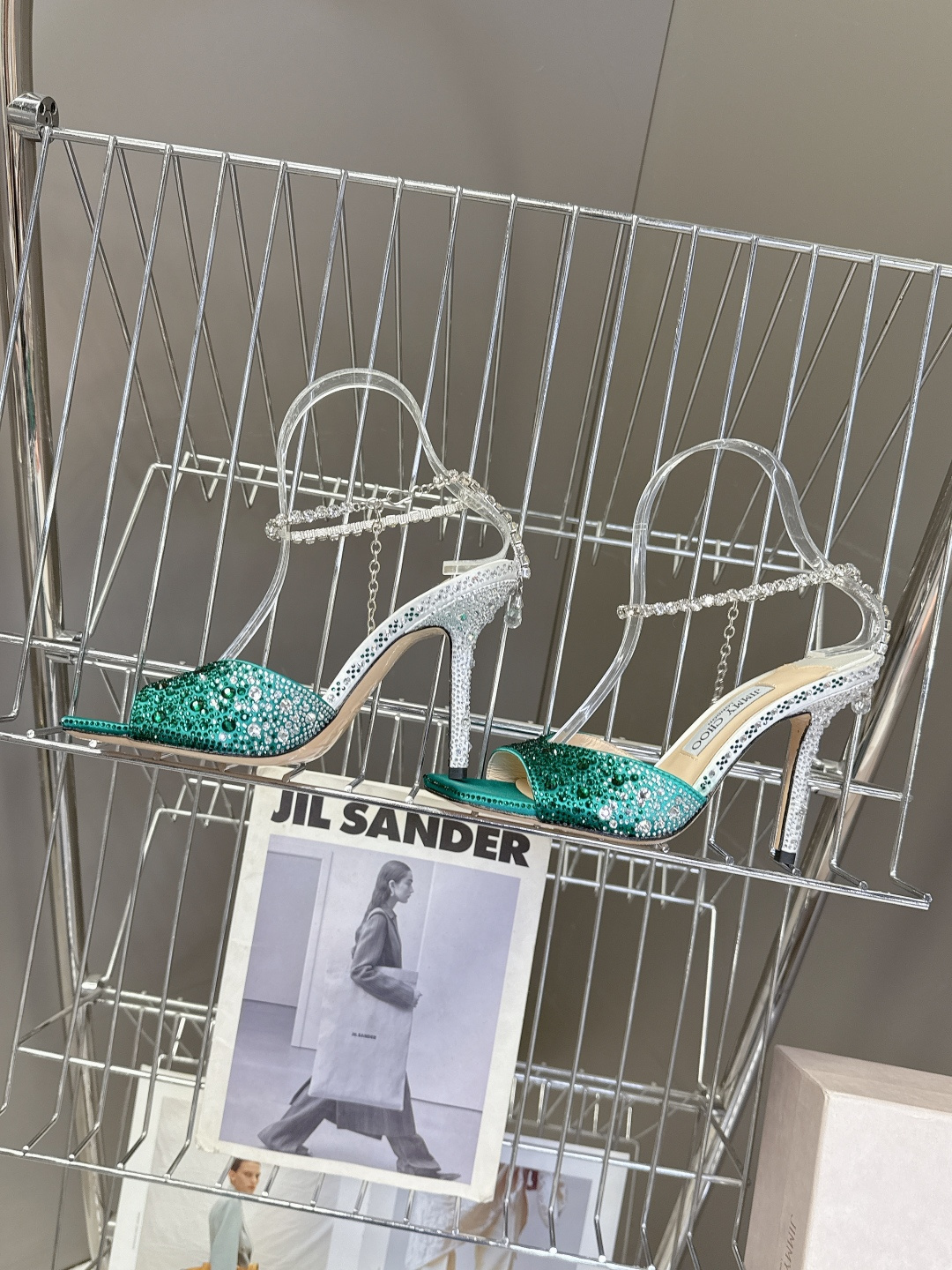 水钻星空🎀JlMMY CHOO🎀摩登鞋履，街拍神器SAE水晶链高跟凉鞋 尖拖系列 幻彩拼色烫钻款 夺目彩