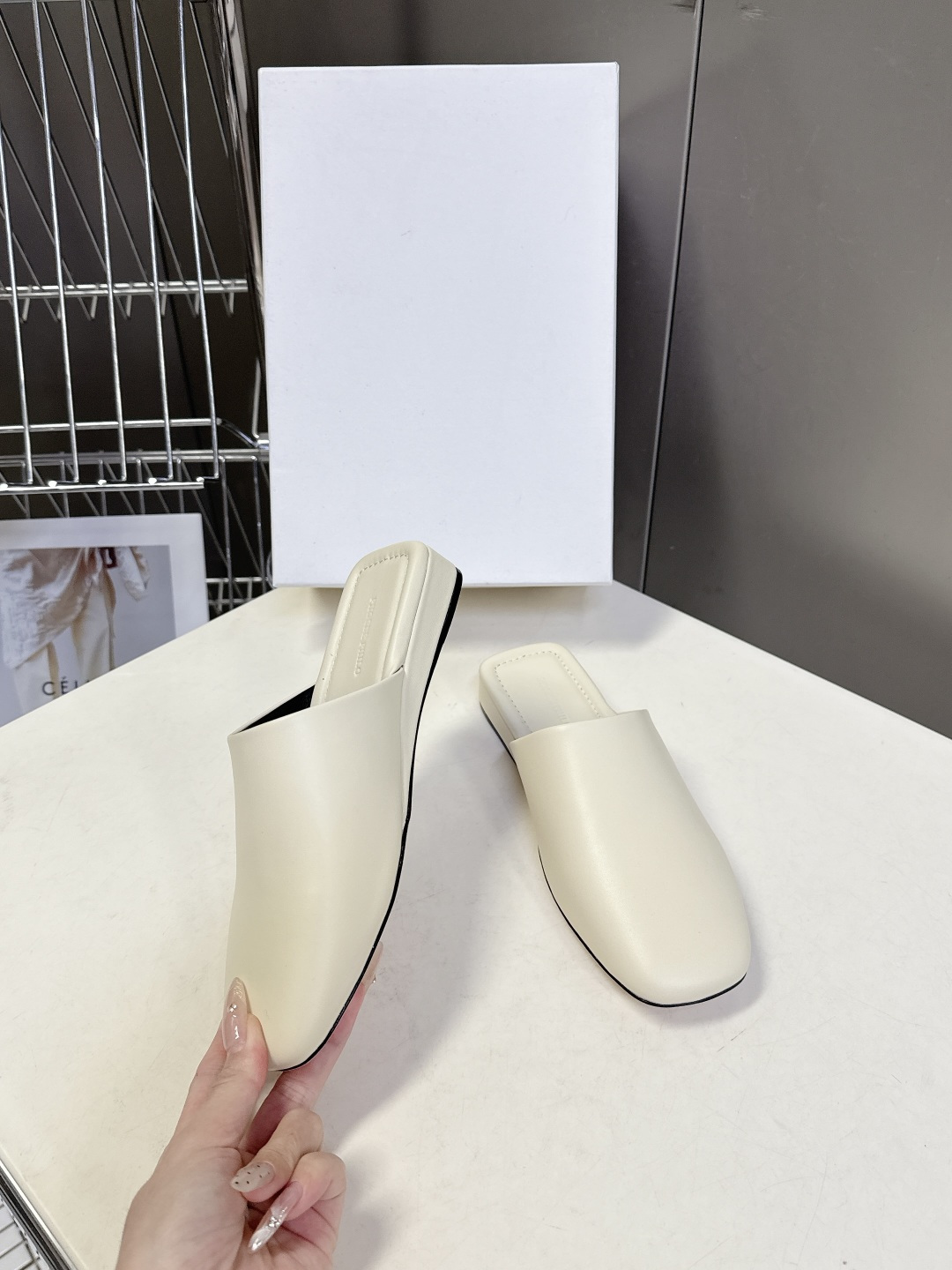 Phoebe Philo2026春夏最新款半拖鞋超多明星网红种草今年超火的品牌 Phoebe Philo