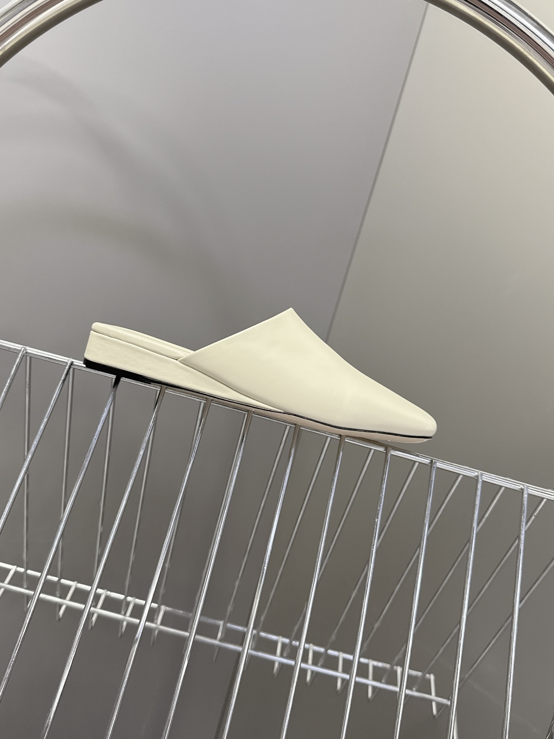 Phoebe Philo2026春夏最新款半拖鞋超多明星网红种草今年超火的品牌 Phoebe Philo