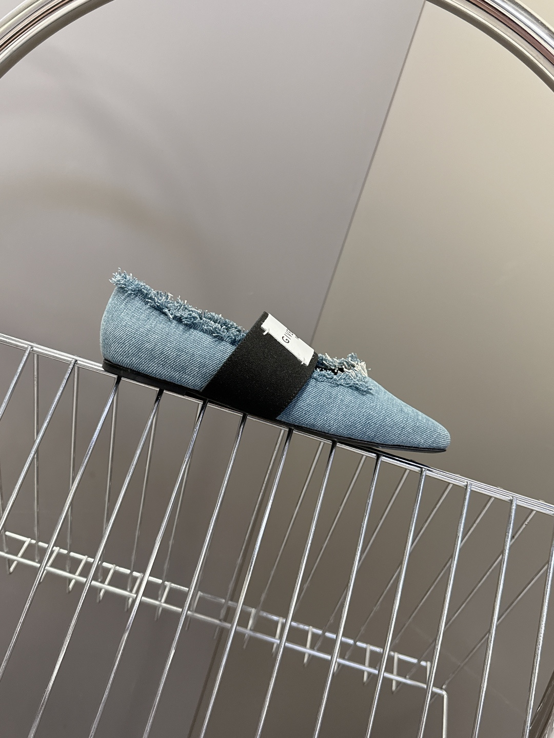 Givenchy纪梵希章若楠同款Sliced Square方头芭蕾舞平底鞋超多明星时尚博主种草 裁切方头