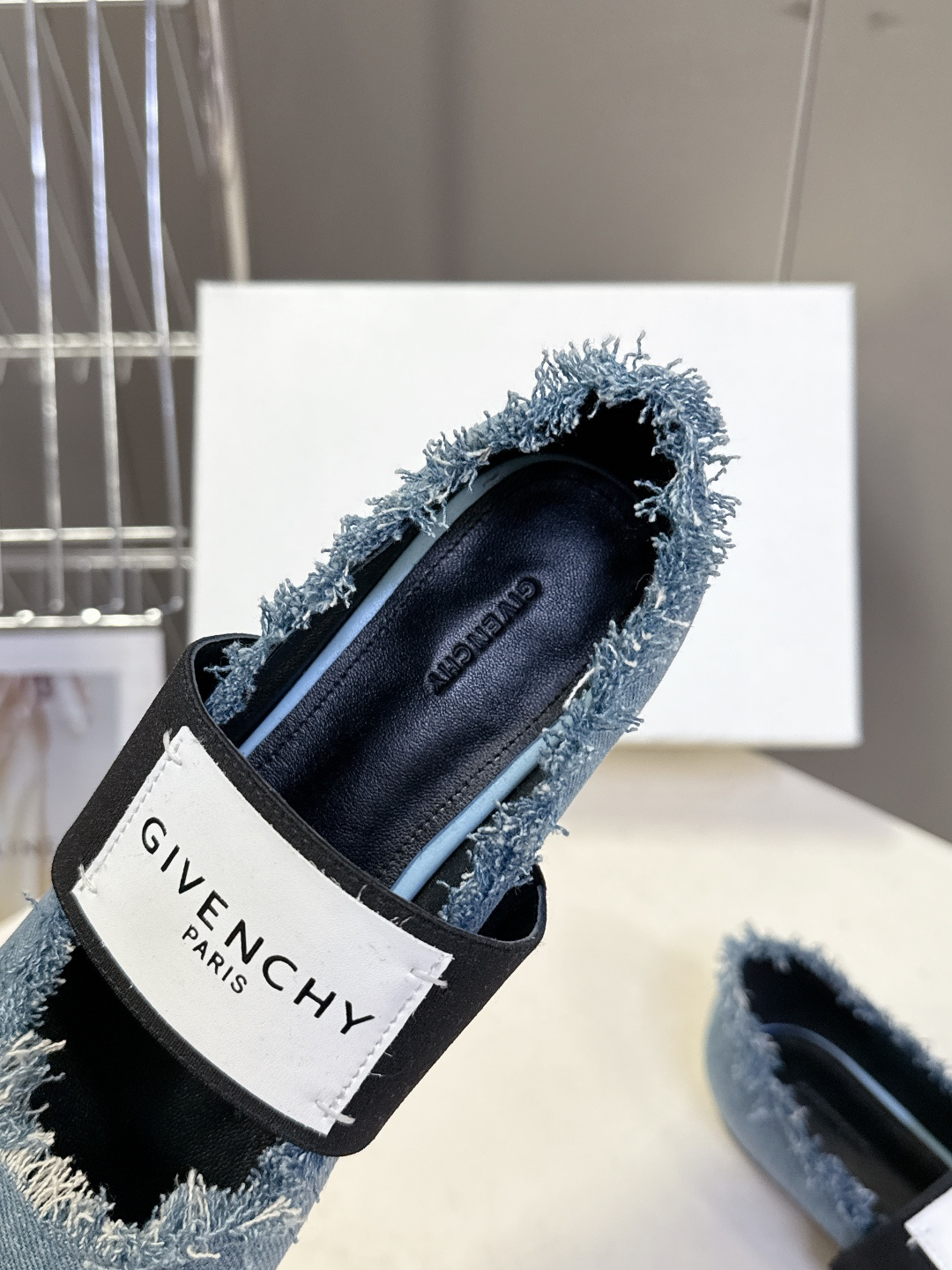 Givenchy纪梵希章若楠同款Sliced Square方头芭蕾舞平底鞋超多明星时尚博主种草 裁切方头