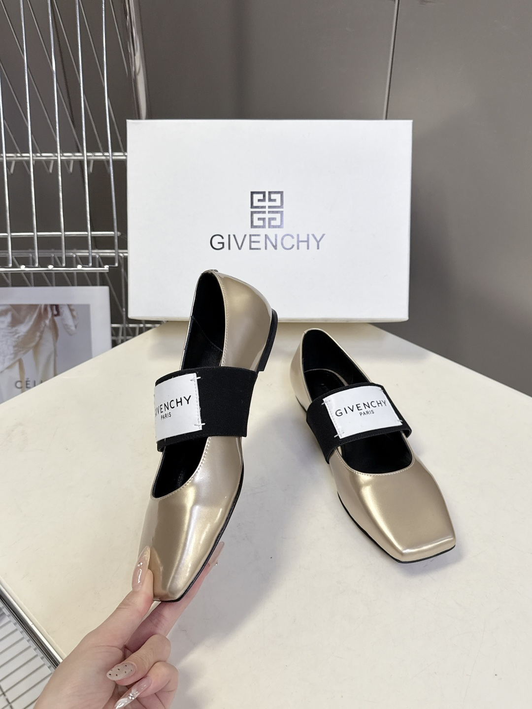 Givenchy纪梵希章若楠同款Sliced Square方头芭蕾舞平底鞋超多明星时尚博主种草 裁切方头