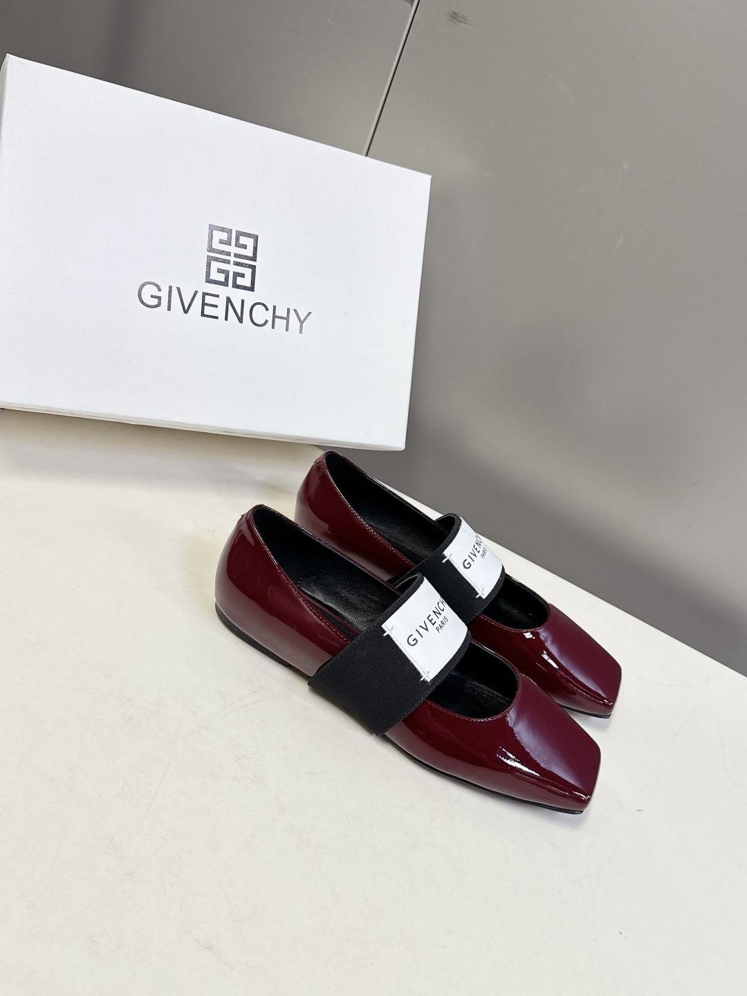 Givenchy纪梵希章若楠同款Sliced Square方头芭蕾舞平底鞋超多明星时尚博主种草 裁切方头