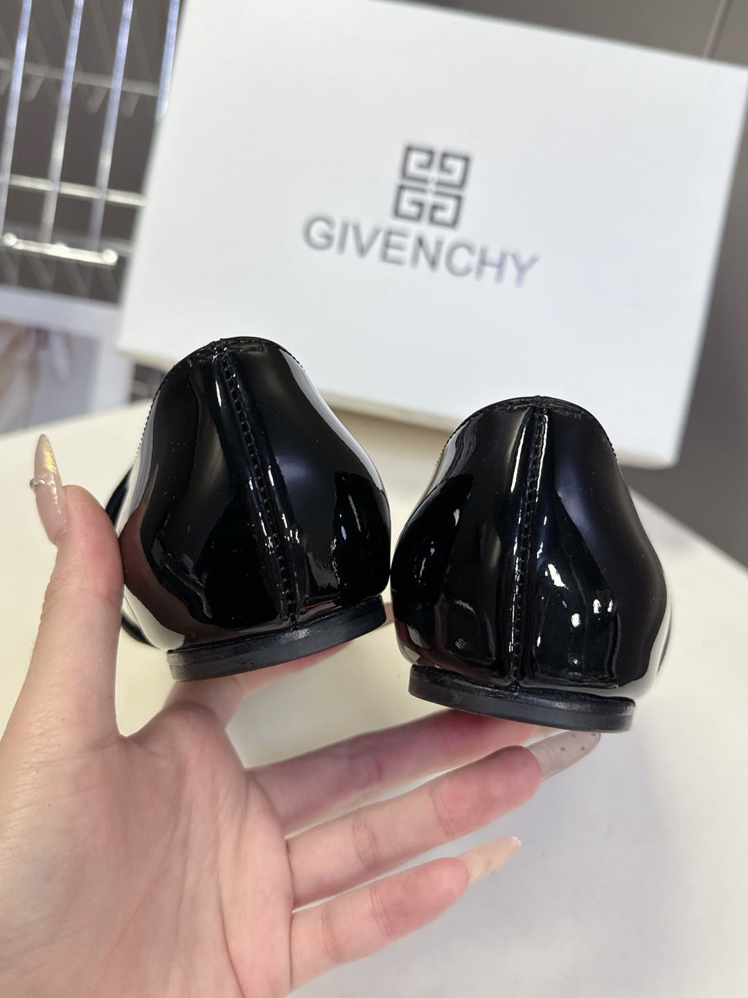 Givenchy纪梵希章若楠同款Sliced Square方头芭蕾舞平底鞋超多明星时尚博主种草 裁切方头