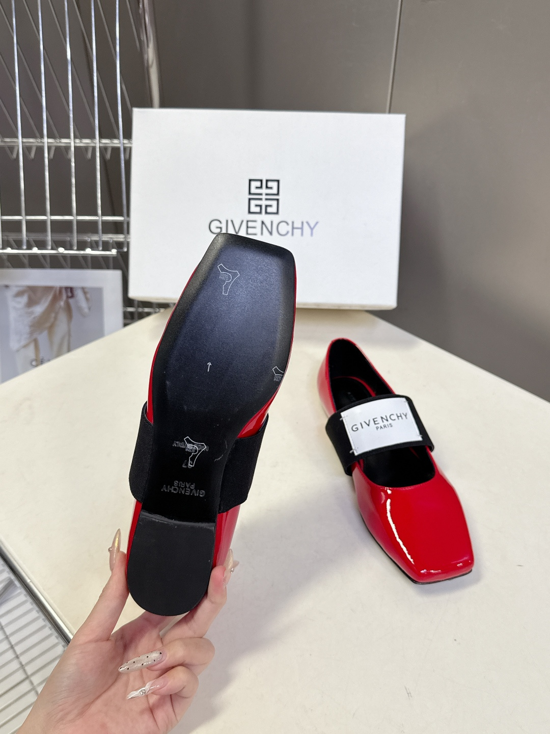 Givenchy纪梵希章若楠同款Sliced Square方头芭蕾舞平底鞋超多明星时尚博主种草 裁切方头
