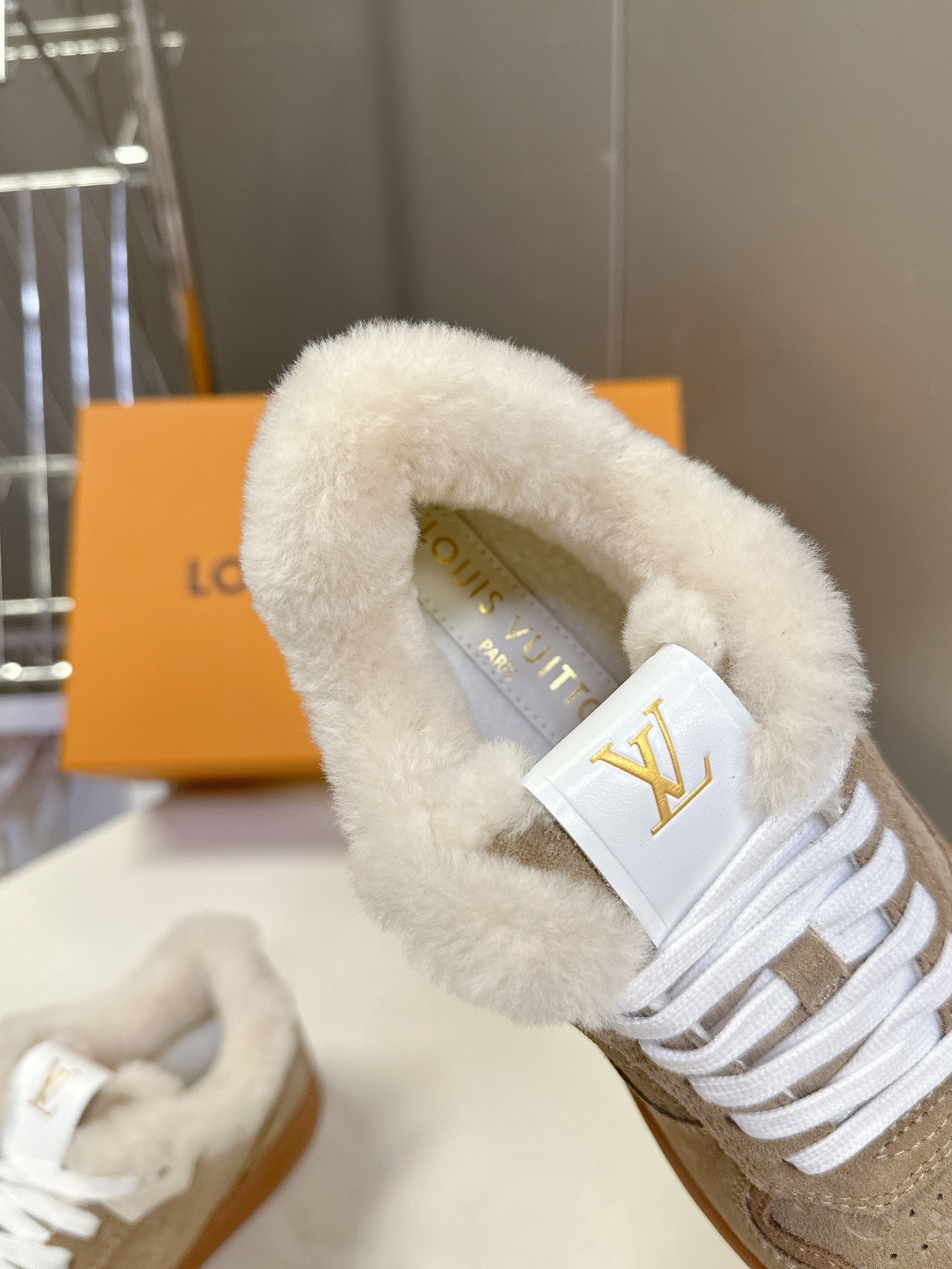 路易威登LV秋冬最新款运动毛里德训鞋 专柜一鞋难求 每个店铺配额有限 超多网红时装博主种草 原版购入开发