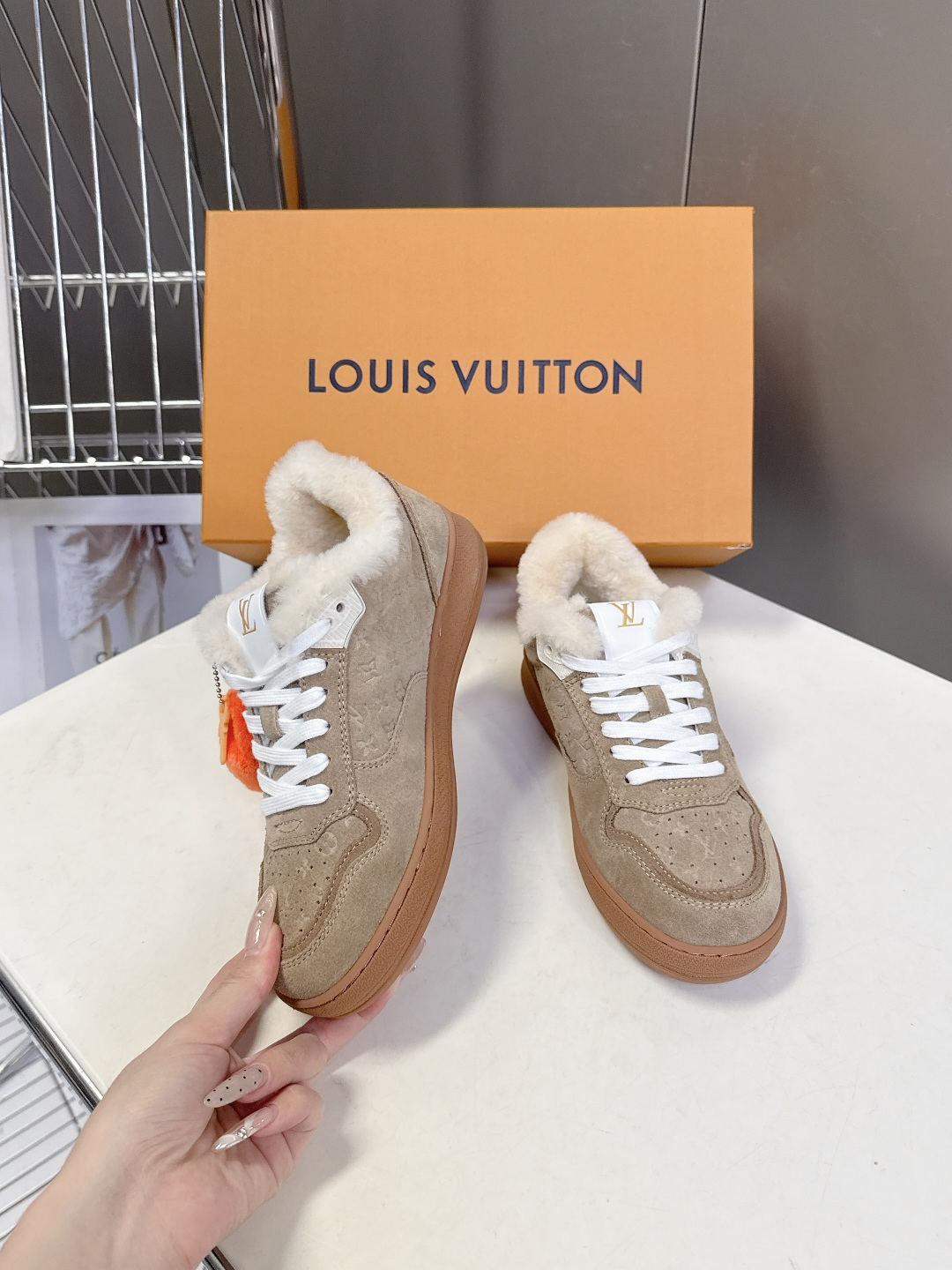 路易威登LV秋冬最新款运动毛里德训鞋 专柜一鞋难求 每个店铺配额有限 超多网红时装博主种草 原版购入开发