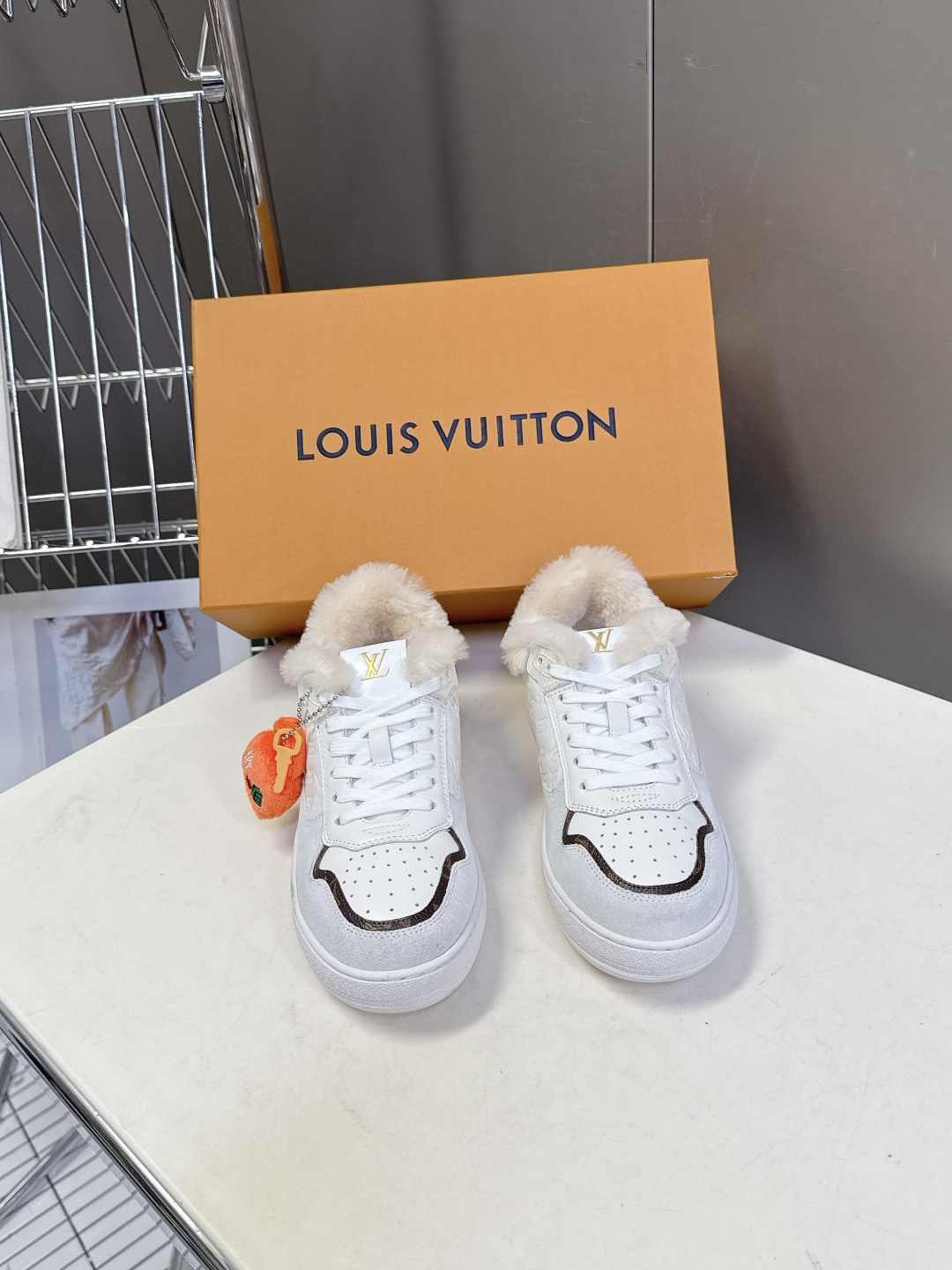 路易威登LV秋冬最新款运动毛里德训鞋 专柜一鞋难求 每个店铺配额有限 超多网红时装博主种草 原版购入开发