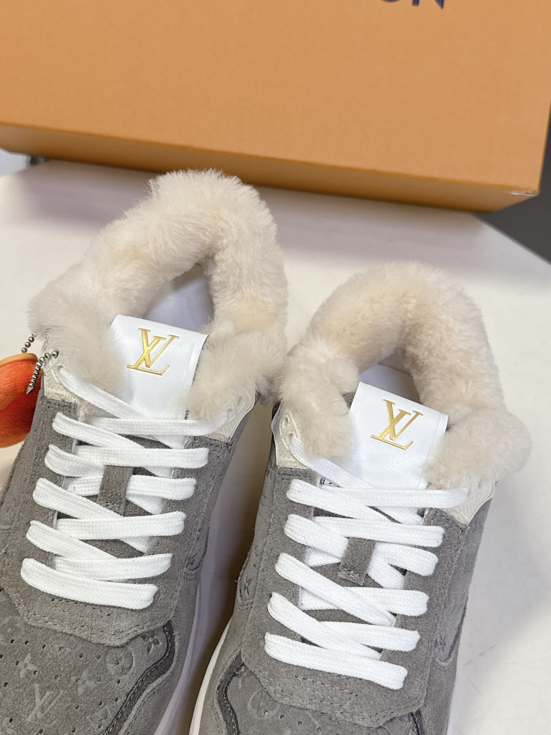路易威登LV秋冬最新款运动毛里德训鞋 专柜一鞋难求 每个店铺配额有限 超多网红时装博主种草 原版购入开发