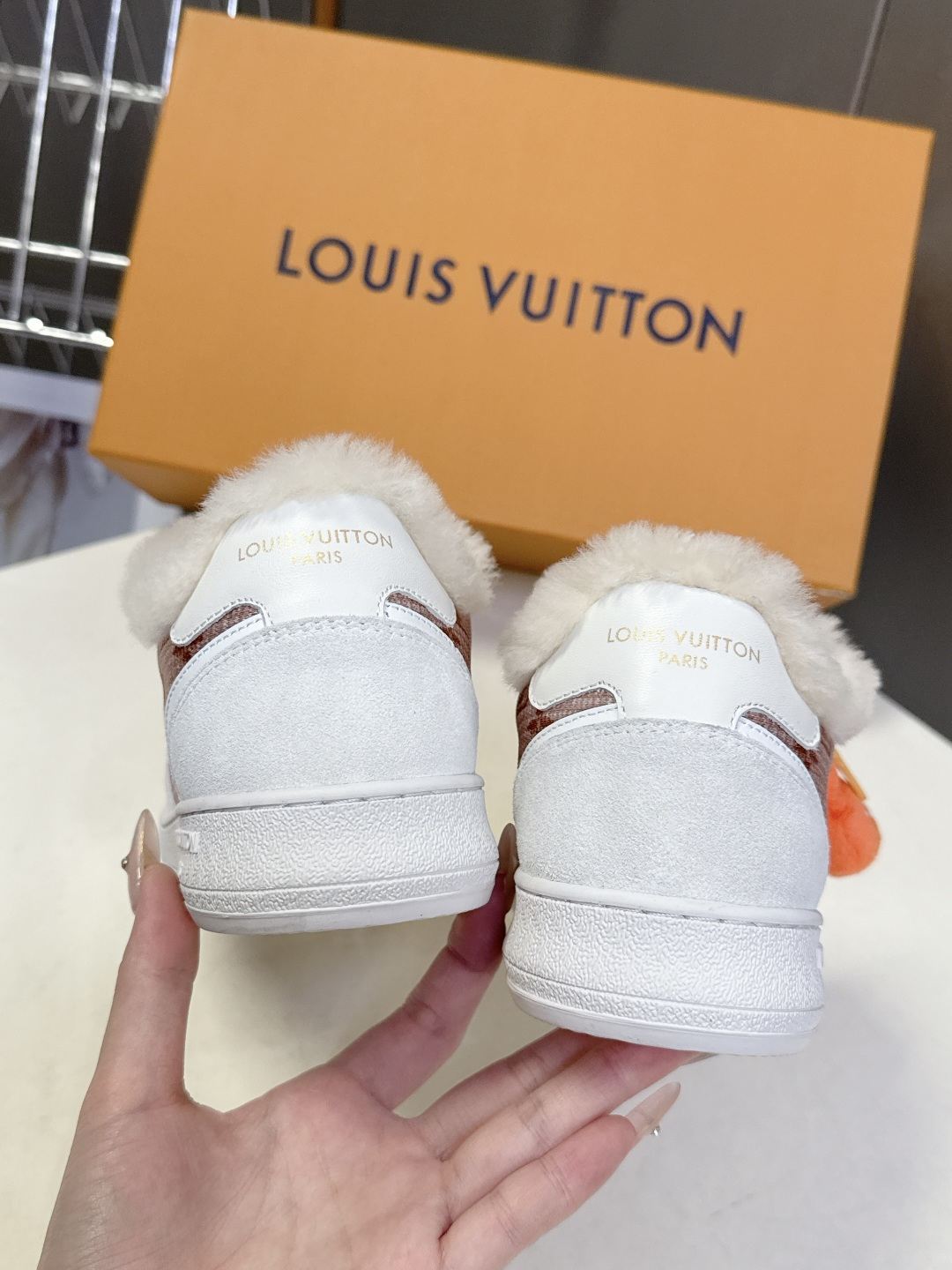 路易威登LV秋冬最新款运动毛里德训鞋 专柜一鞋难求 每个店铺配额有限 超多网红时装博主种草 原版购入开发