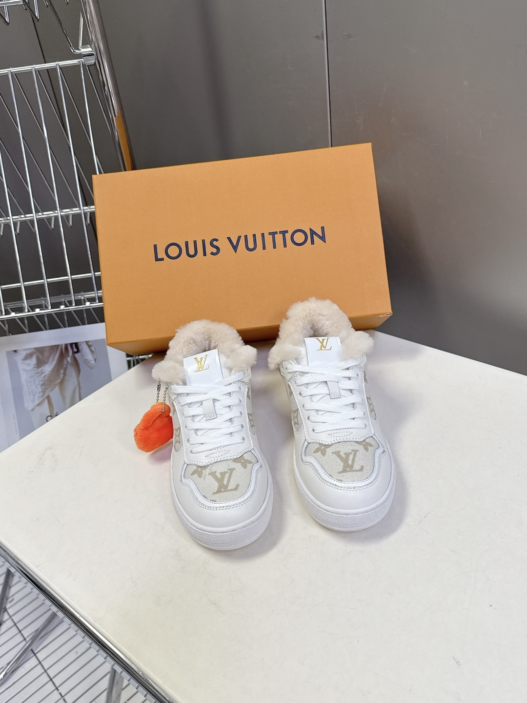 路易威登LV秋冬最新款运动毛里德训鞋 专柜一鞋难求 每个店铺配额有限 超多网红时装博主种草 原版购入开发