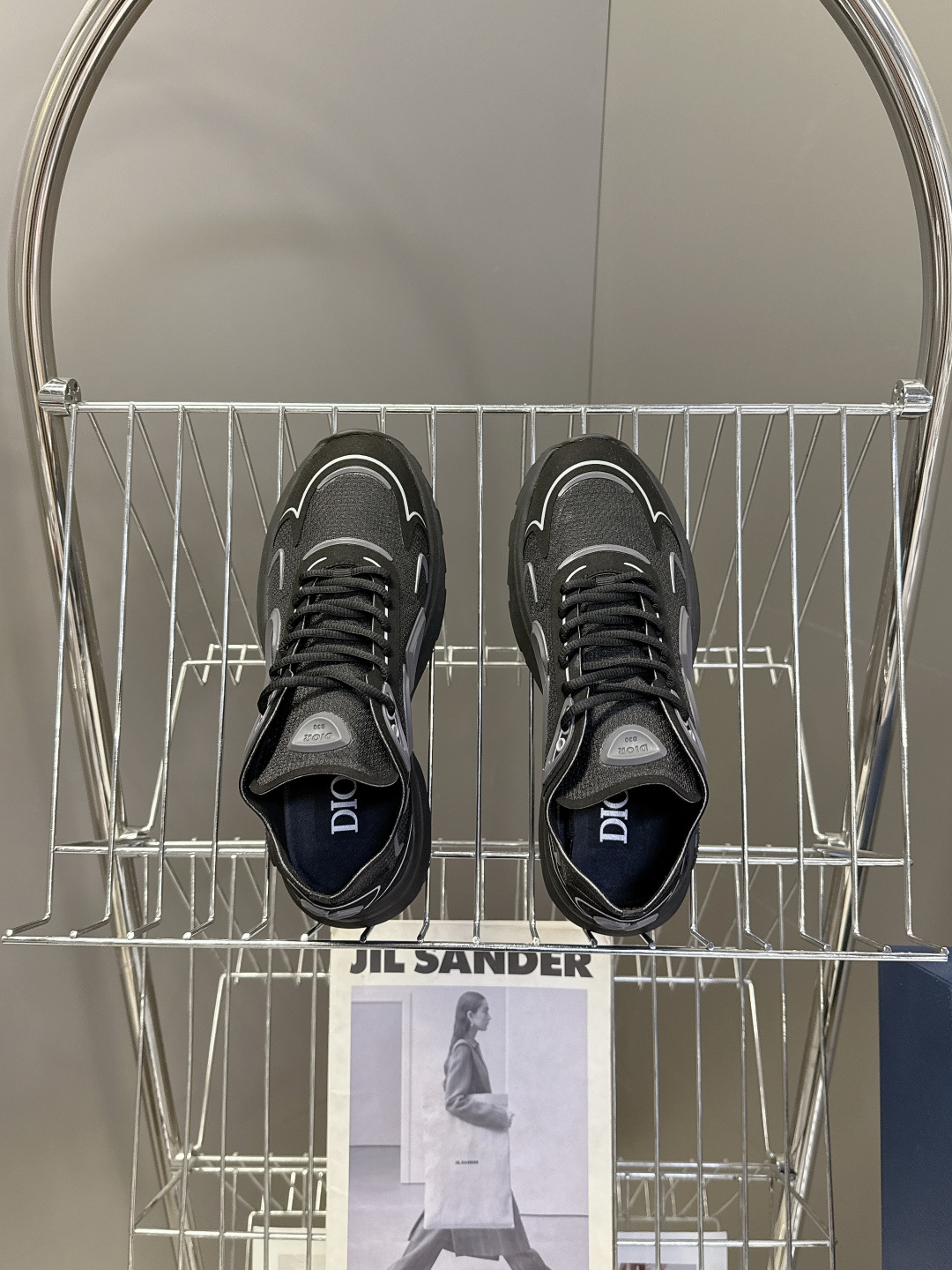 Dior迪奥最新情侣款B30 Countdown运动鞋 这款B30倒计时科技训练鞋是 2026年春季的新