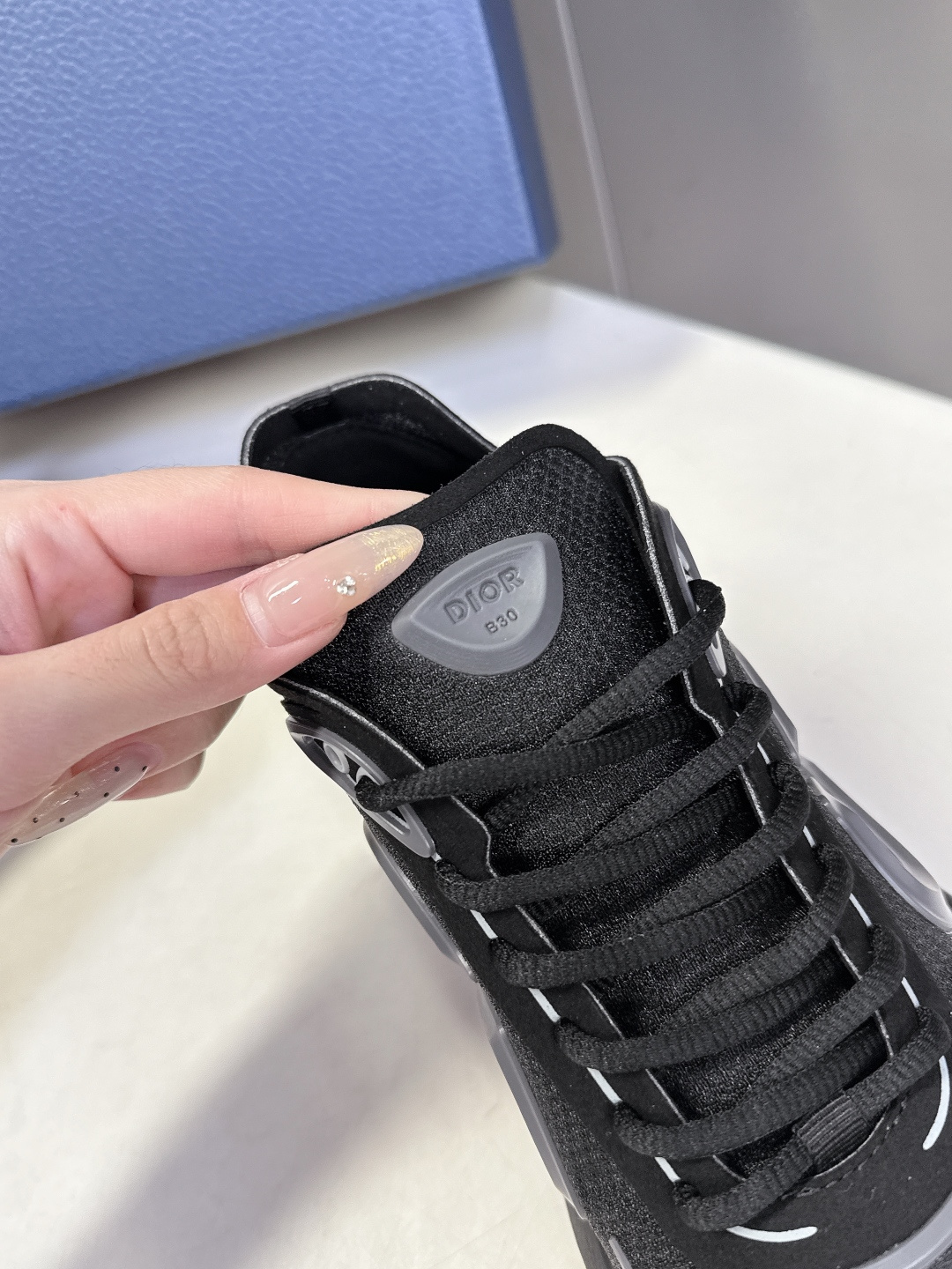 Dior迪奥最新情侣款B30 Countdown运动鞋 这款B30倒计时科技训练鞋是 2026年春季的新