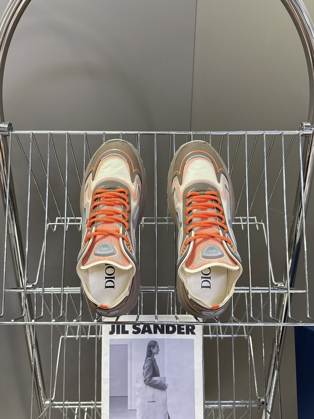 Dior迪奥最新情侣款B30 Countdown运动鞋 这款B30倒计时科技训练鞋是 2026年春季的新