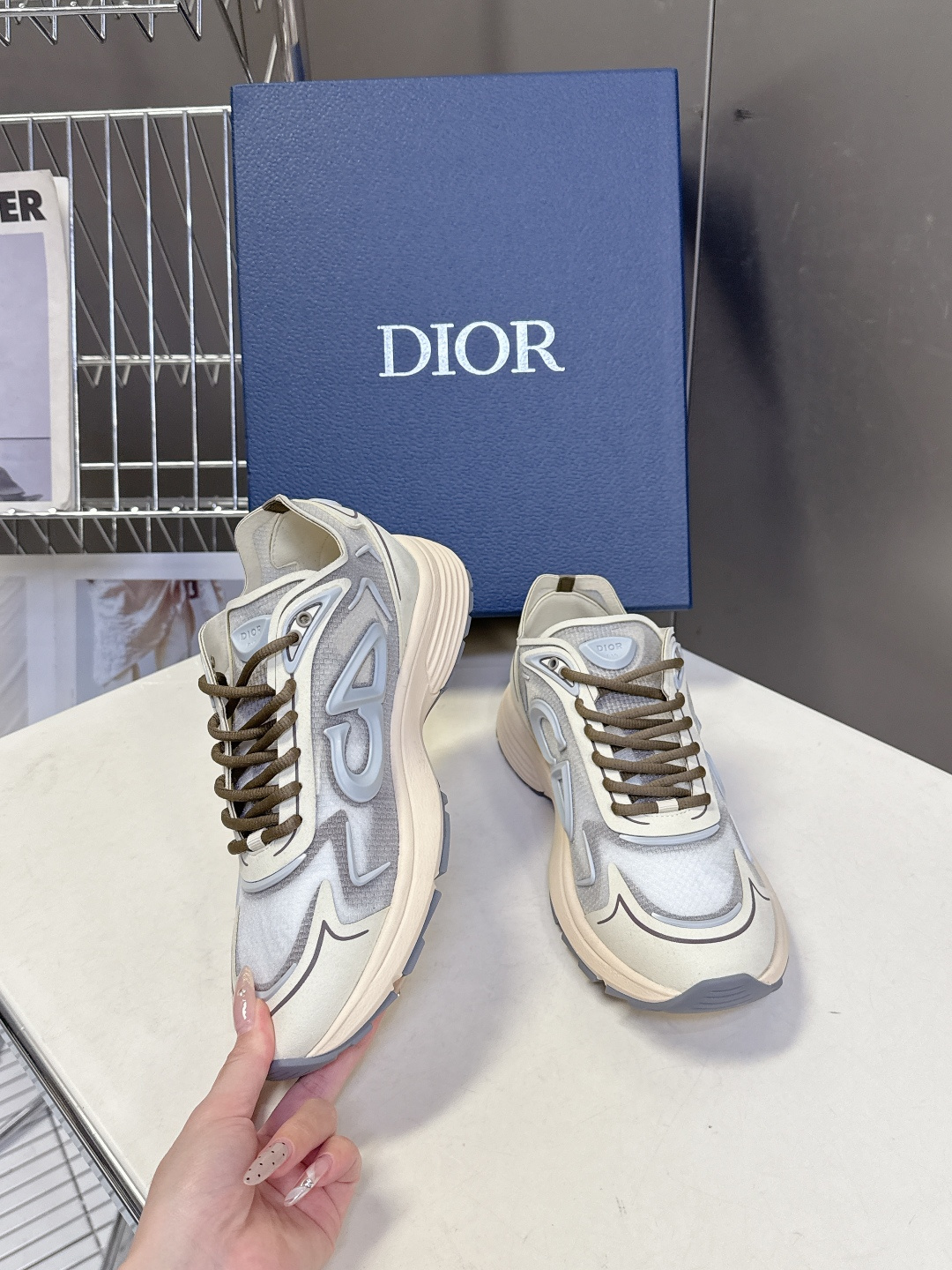 Dior迪奥最新情侣款B30 Countdown运动鞋 这款B30倒计时科技训练鞋是 2026年春季的新