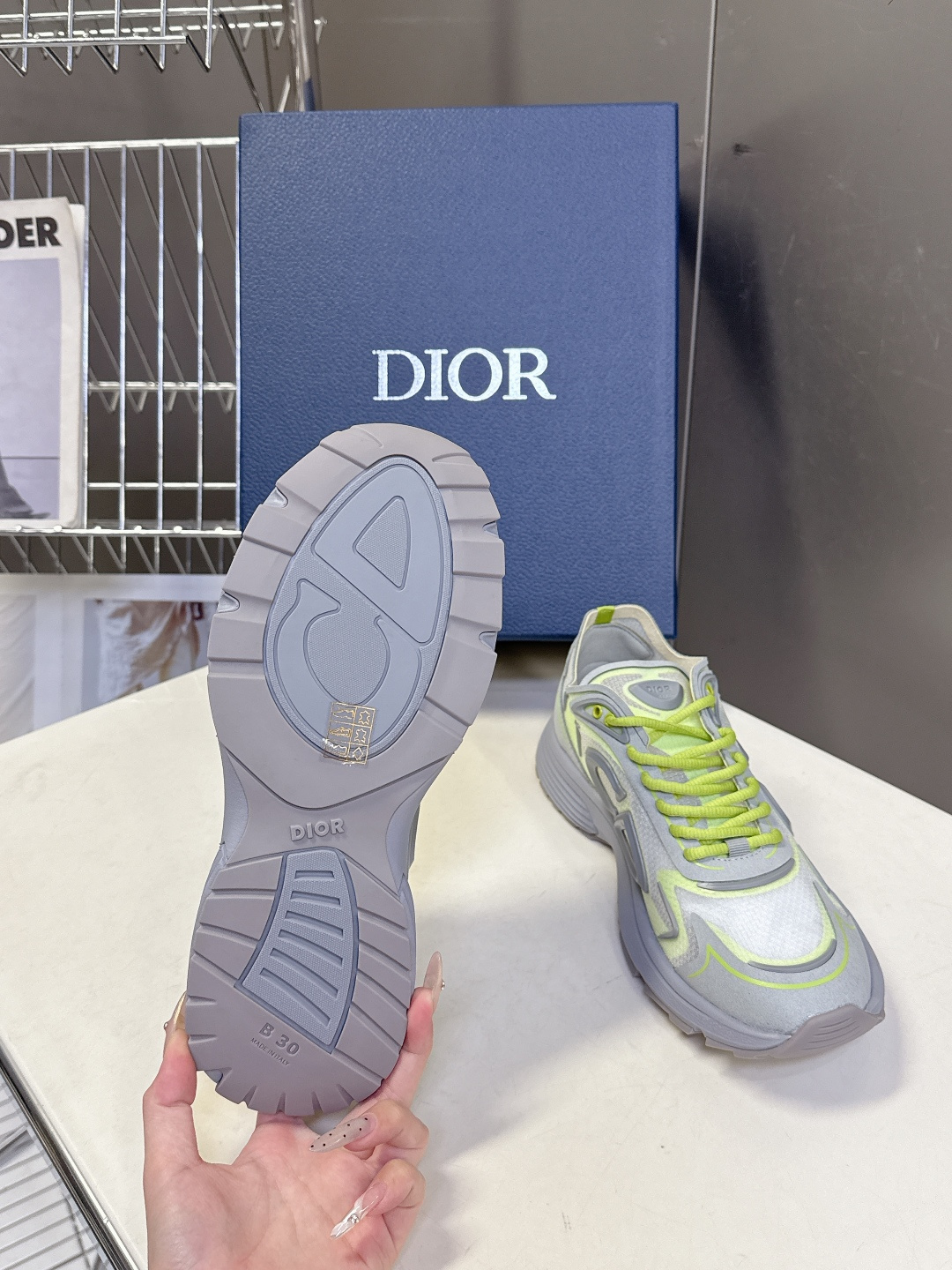 Dior迪奥最新情侣款B30 Countdown运动鞋 这款B30倒计时科技训练鞋是 2026年春季的新