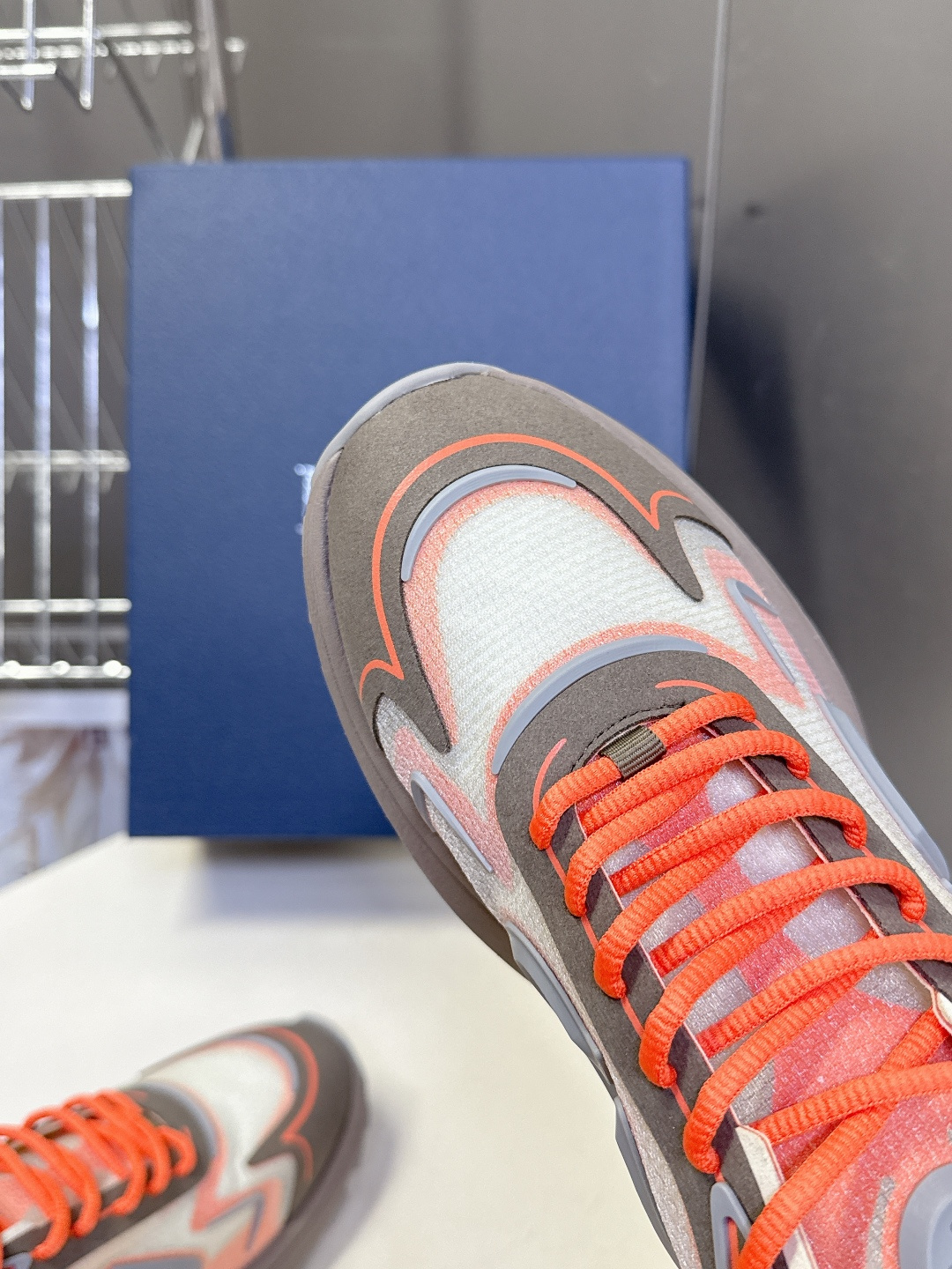 Dior迪奥最新情侣款B30 Countdown运动鞋 这款B30倒计时科技训练鞋是 2026年春季的新