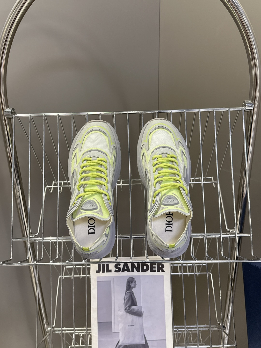 Dior迪奥最新情侣款B30 Countdown运动鞋 这款B30倒计时科技训练鞋是 2026年春季的新