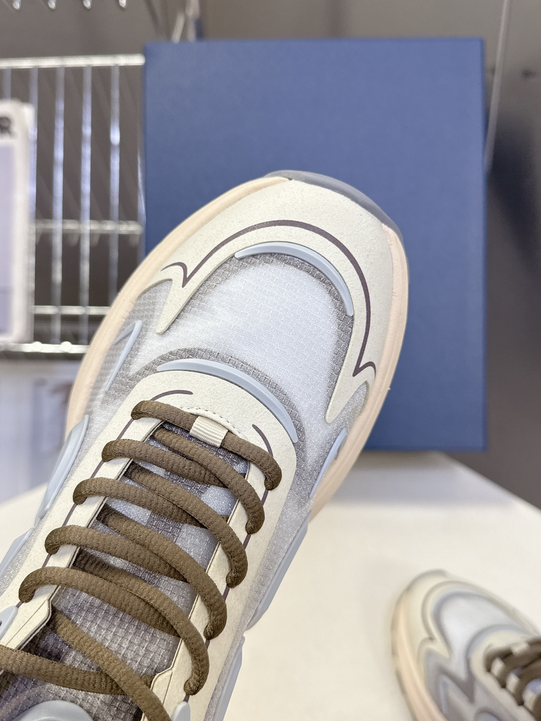 Dior迪奥最新情侣款B30 Countdown运动鞋 这款B30倒计时科技训练鞋是 2026年春季的新