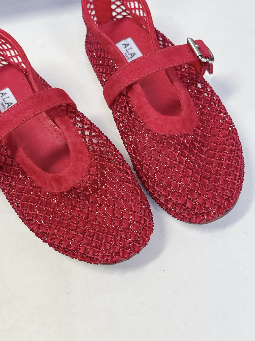 Alaia阿莱亚春夏最新款渔网水晶 平底芭蕾舞鞋 玛丽珍鞋 超多明星网红种草 Alaia水晶渔网芭蕾舞鞋