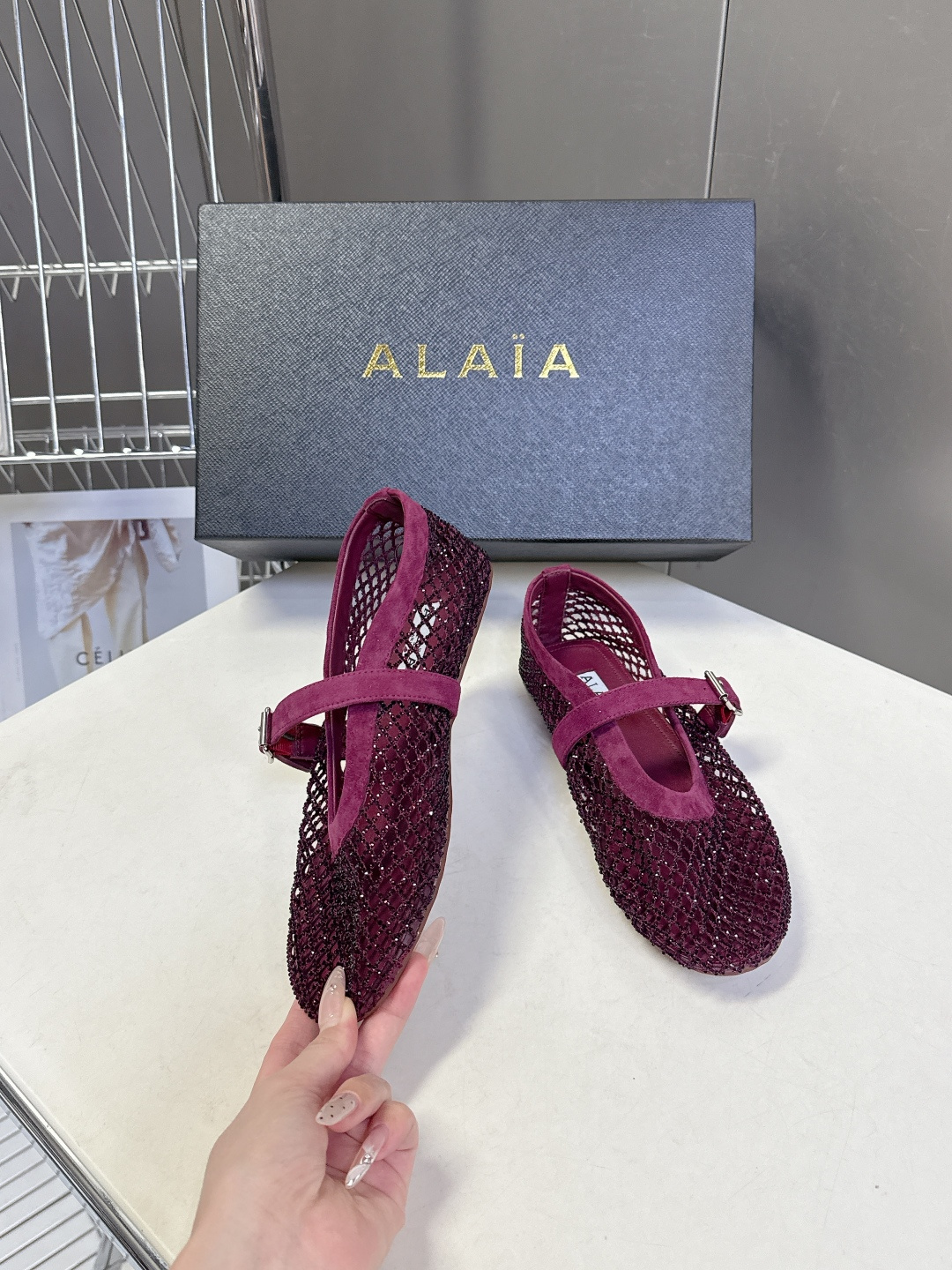 Alaia阿莱亚春夏最新款渔网水晶 平底芭蕾舞鞋 玛丽珍鞋 超多明星网红种草 Alaia水晶渔网芭蕾舞鞋