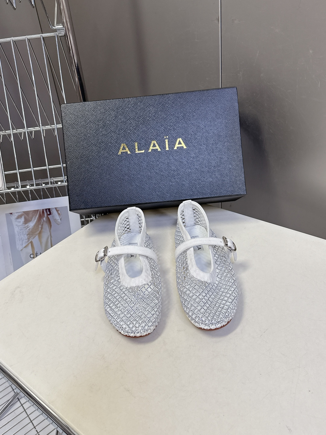 Alaia阿莱亚春夏最新款渔网水晶 平底芭蕾舞鞋 玛丽珍鞋 超多明星网红种草 Alaia水晶渔网芭蕾舞鞋