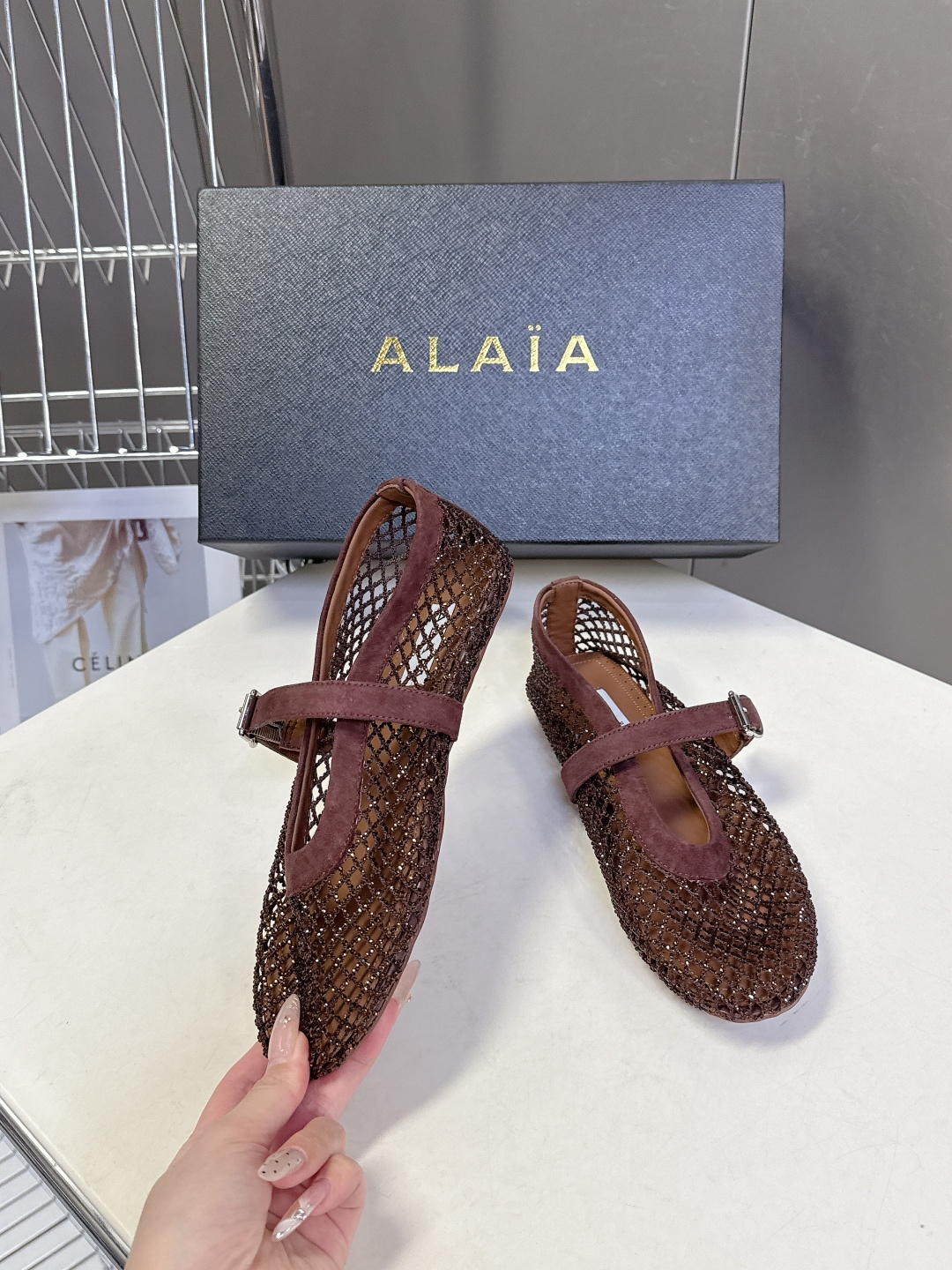 Alaia阿莱亚春夏最新款渔网水晶 平底芭蕾舞鞋 玛丽珍鞋 超多明星网红种草 Alaia水晶渔网芭蕾舞鞋