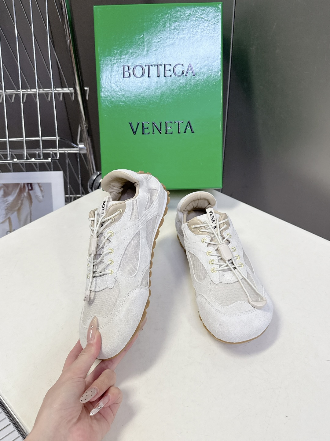 Bottega Veneta BV葆蝶家 阿甘鞋 德训鞋 运动鞋 BV经典老钱风运动鞋超多明星时尚博主种