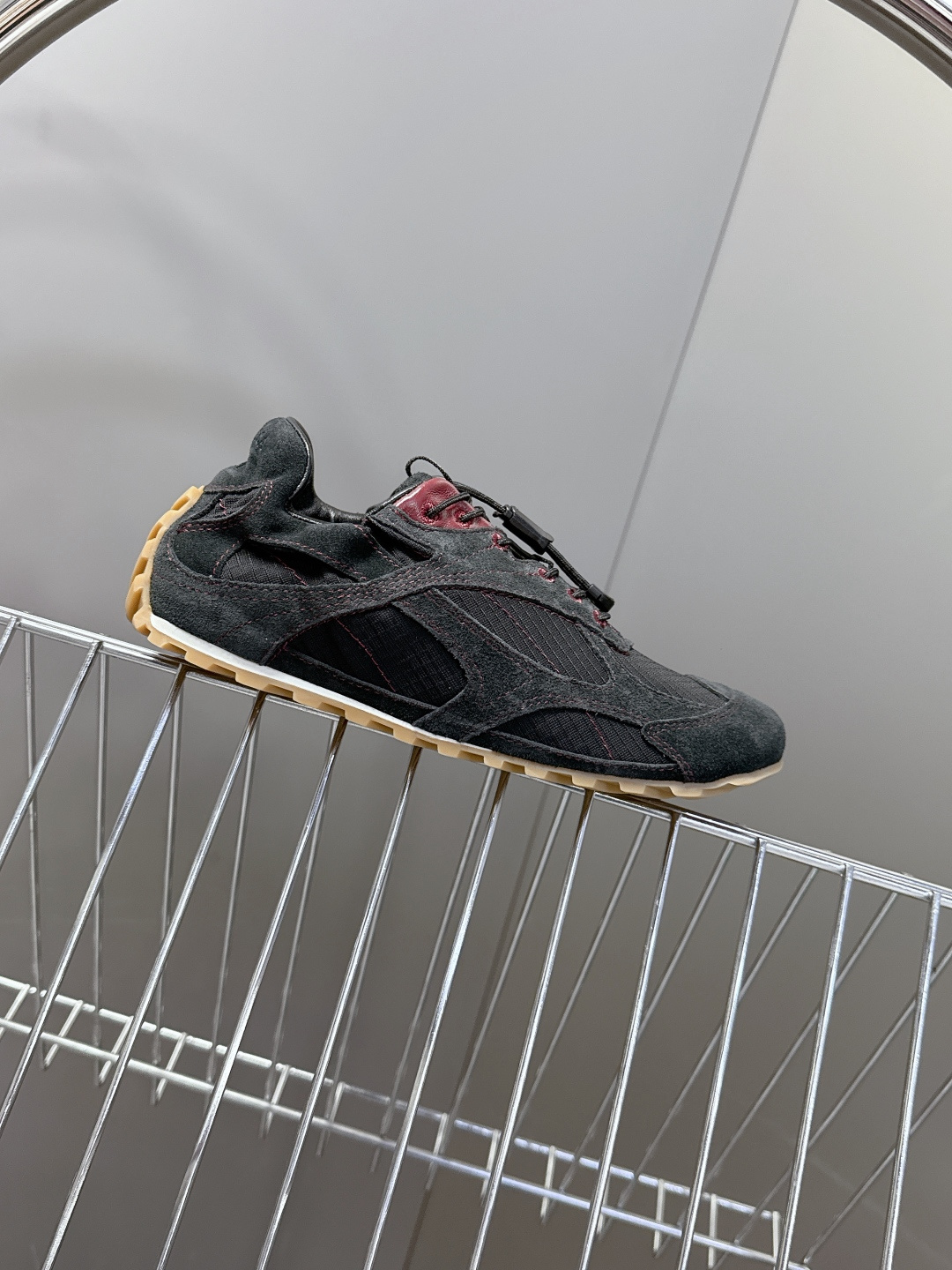 Bottega Veneta BV葆蝶家 阿甘鞋 德训鞋 运动鞋 BV经典老钱风运动鞋超多明星时尚博主种