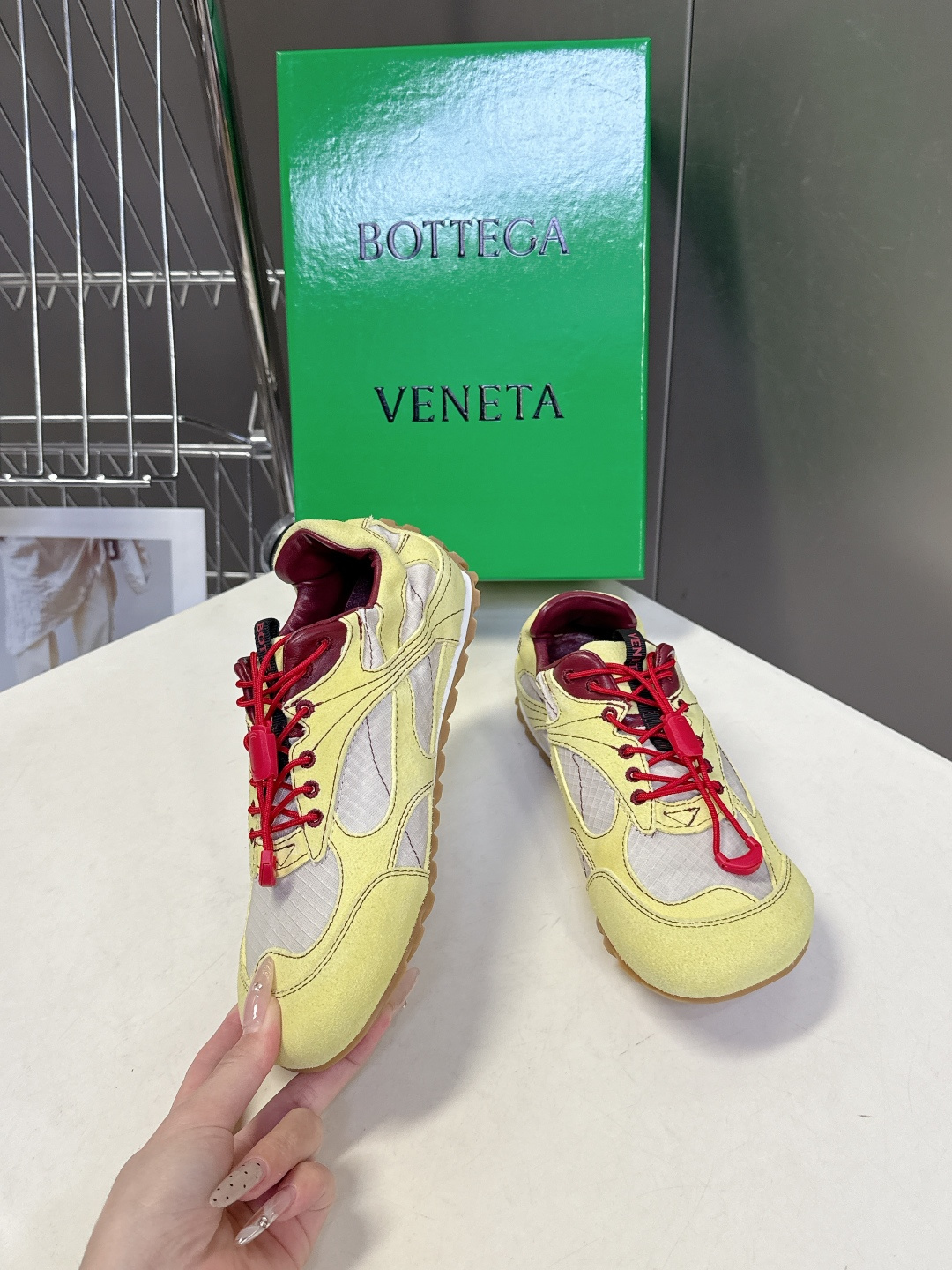 Bottega Veneta BV葆蝶家 阿甘鞋 德训鞋 运动鞋 BV经典老钱风运动鞋超多明星时尚博主种