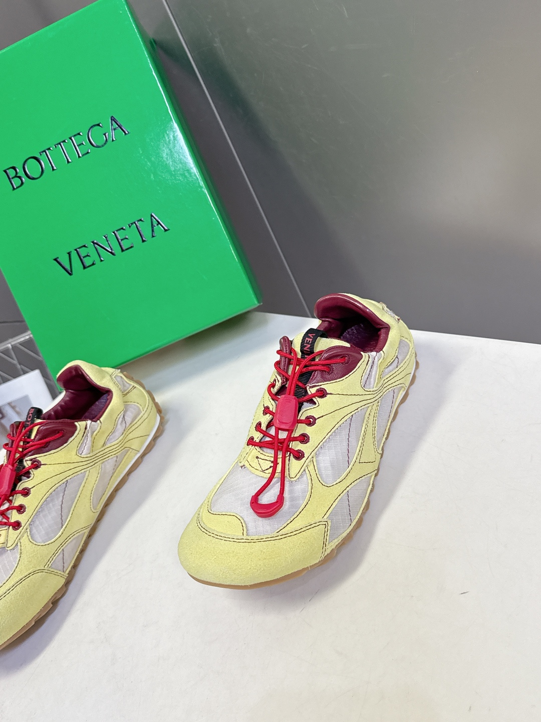 Bottega Veneta BV葆蝶家 阿甘鞋 德训鞋 运动鞋 BV经典老钱风运动鞋超多明星时尚博主种
