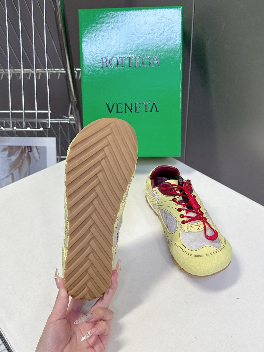 Bottega Veneta BV葆蝶家 阿甘鞋 德训鞋 运动鞋 BV经典老钱风运动鞋超多明星时尚博主种