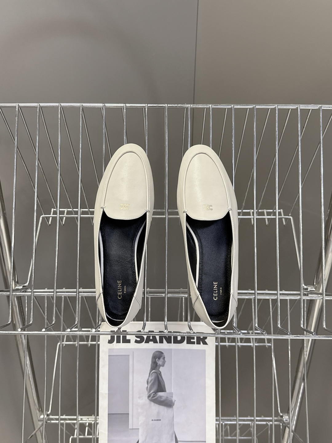 CELINE思琳2026春夏最新款乐福鞋超多明星网红种草 今年超火的乐福鞋 简简单单的老钱风穿搭 妥妥大